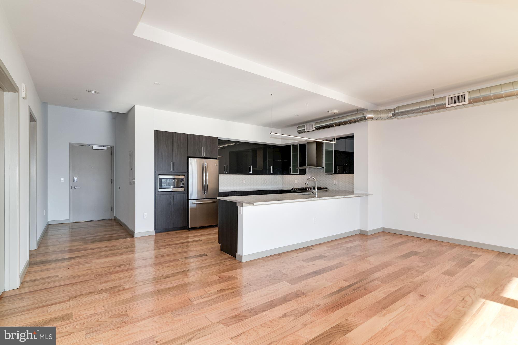 WASHINGTON SQ - Residential Lease