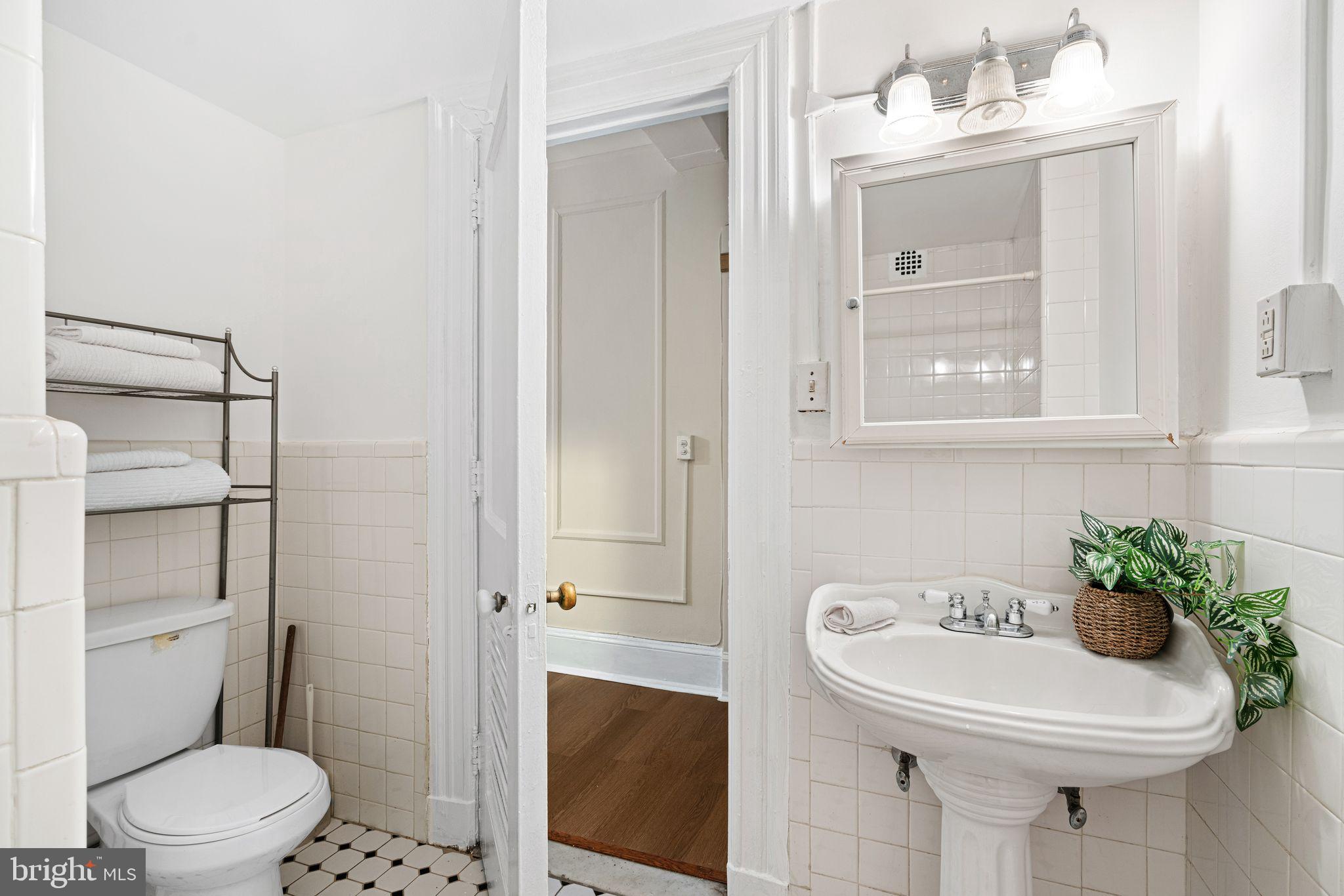 WASHINGTON SQ WEST - Residential