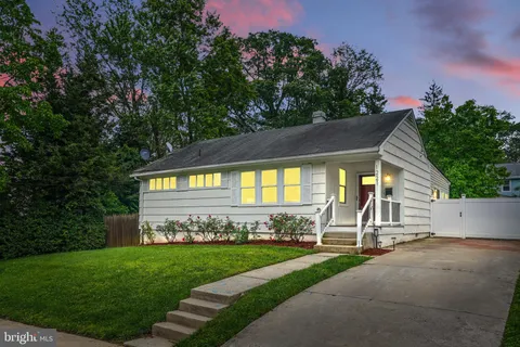 1221 Highwood Road, Rockville, MD MLS: MDMC2180564