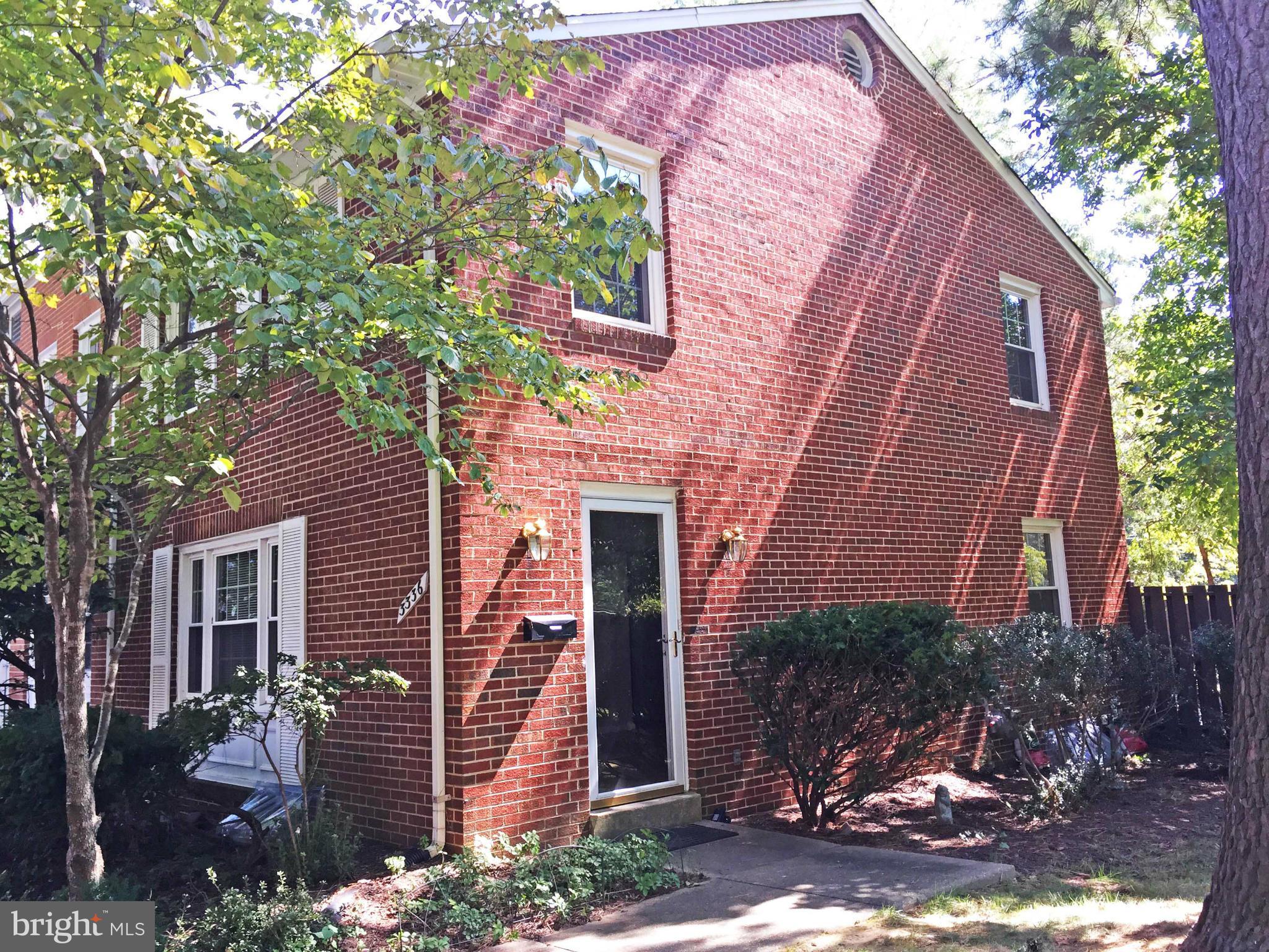 3336 WEBLEY COURT
