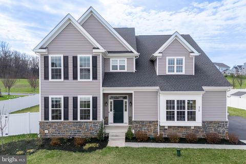 Photo of 70 Kate Court, EASTON, PA 18042 (MLS # PANH2009622)