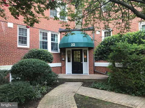 22 S Old Glebe Road Unit 305-D, Arlington, VA MLS: VAAR2069388