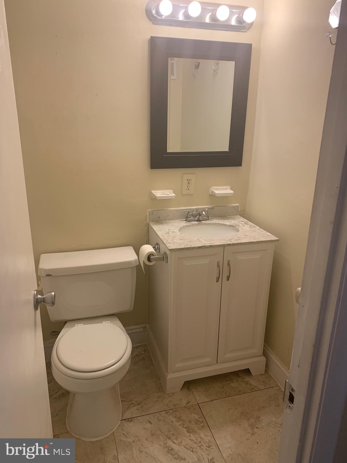 HOLLY HILL CONDOMINIUMS - Residential