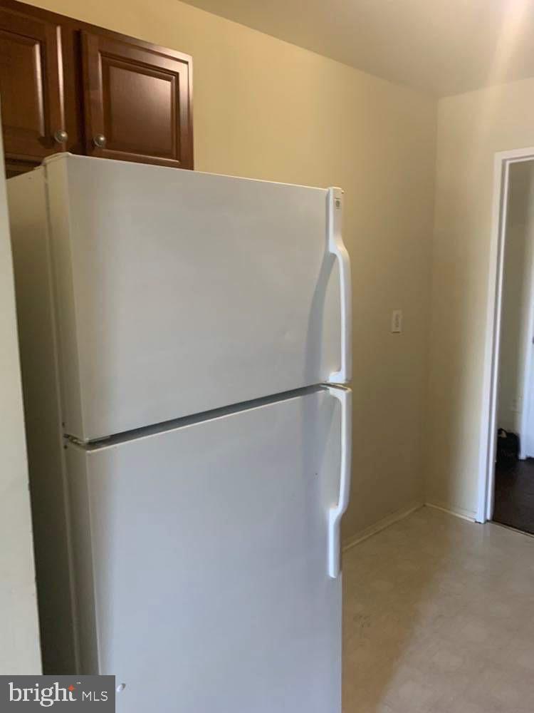 HOLLY HILL CONDOMINIUMS - Residential