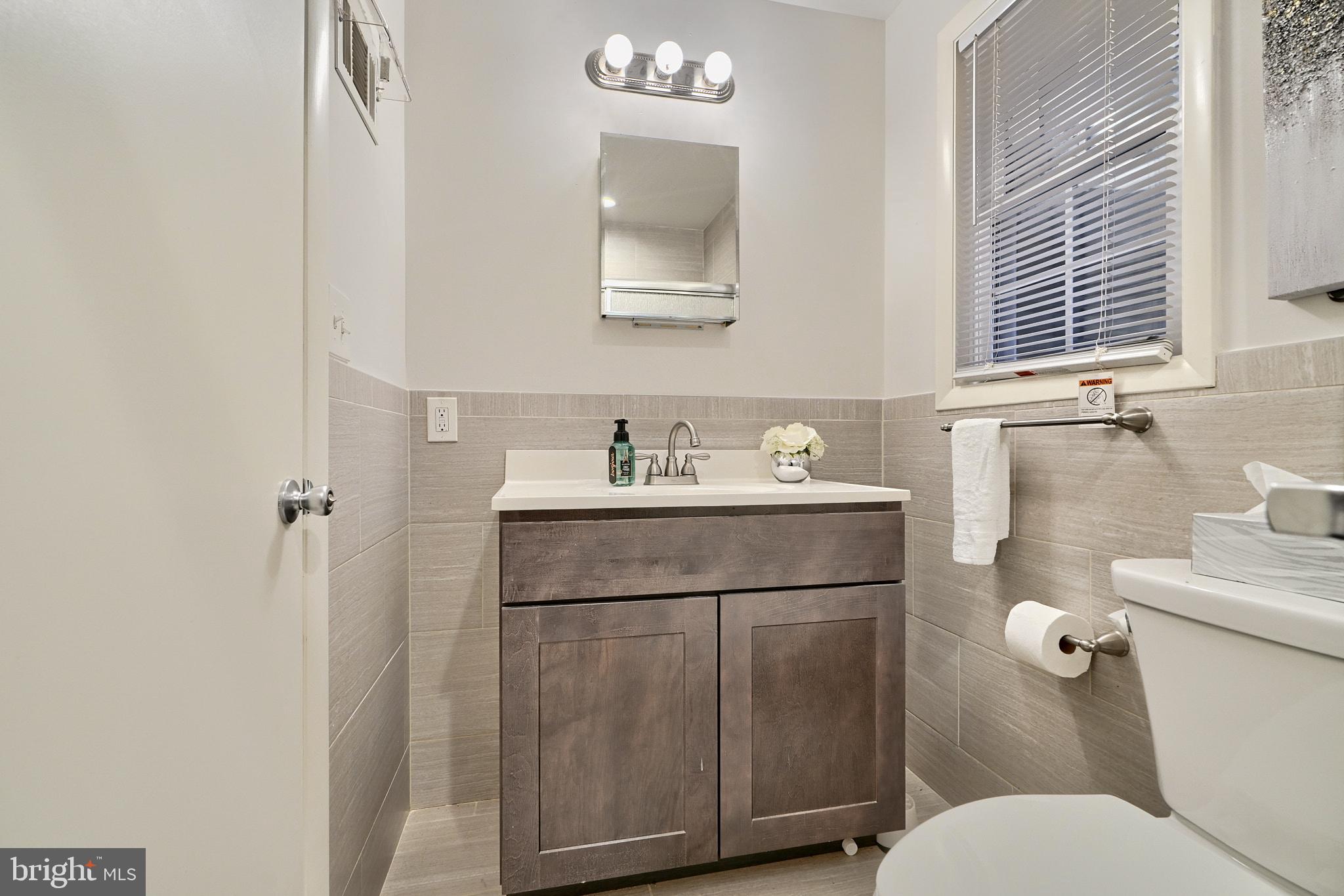 MAPLE RIDGE - Residential