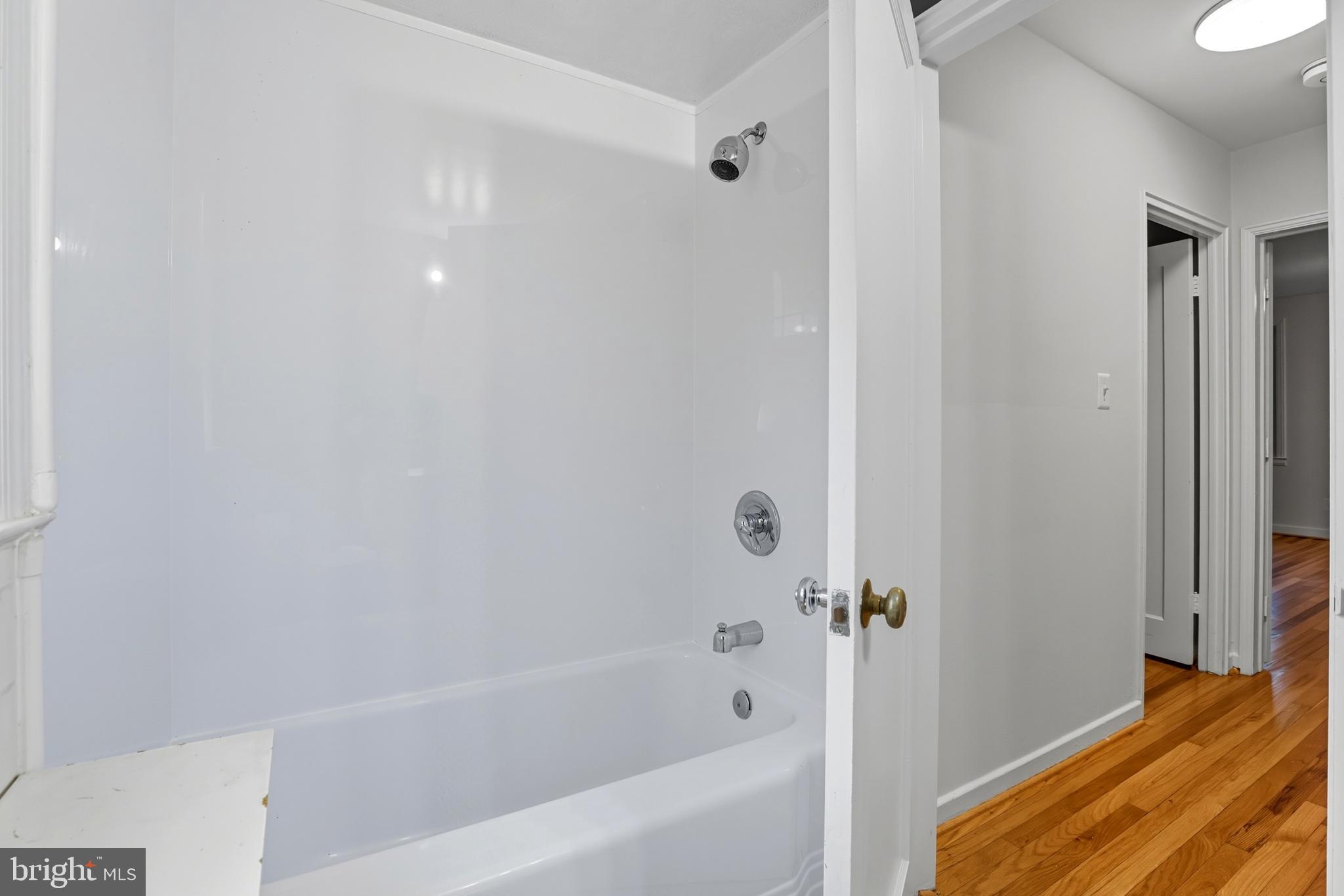 ROCK CREEK VILLAGE CONDOMINIUMS - Residential Lease