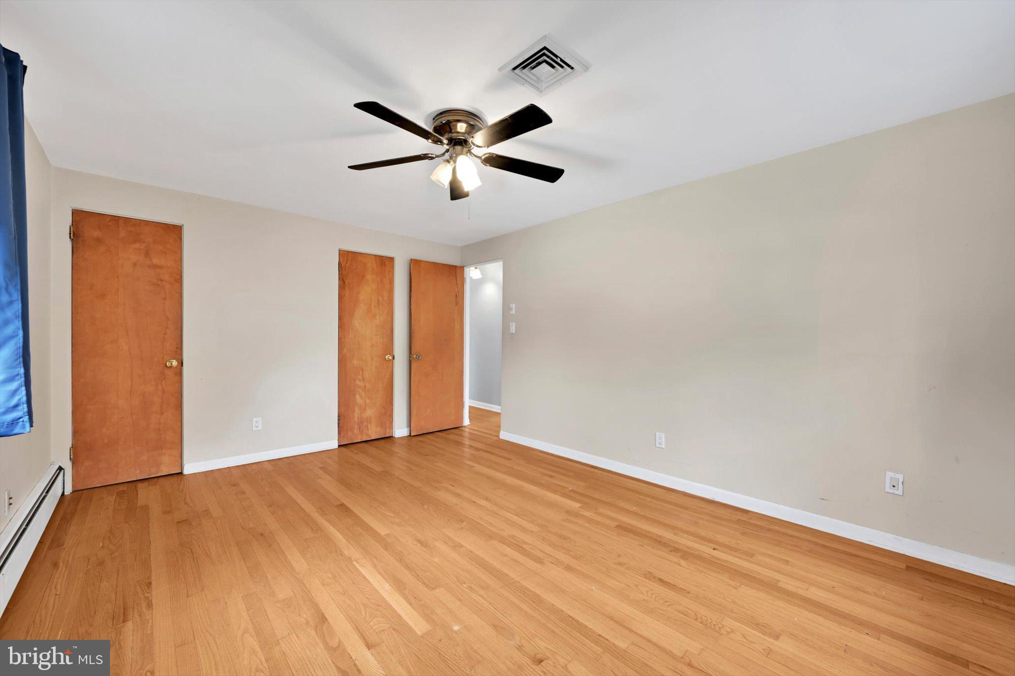 BEVERLY PARK - Residential