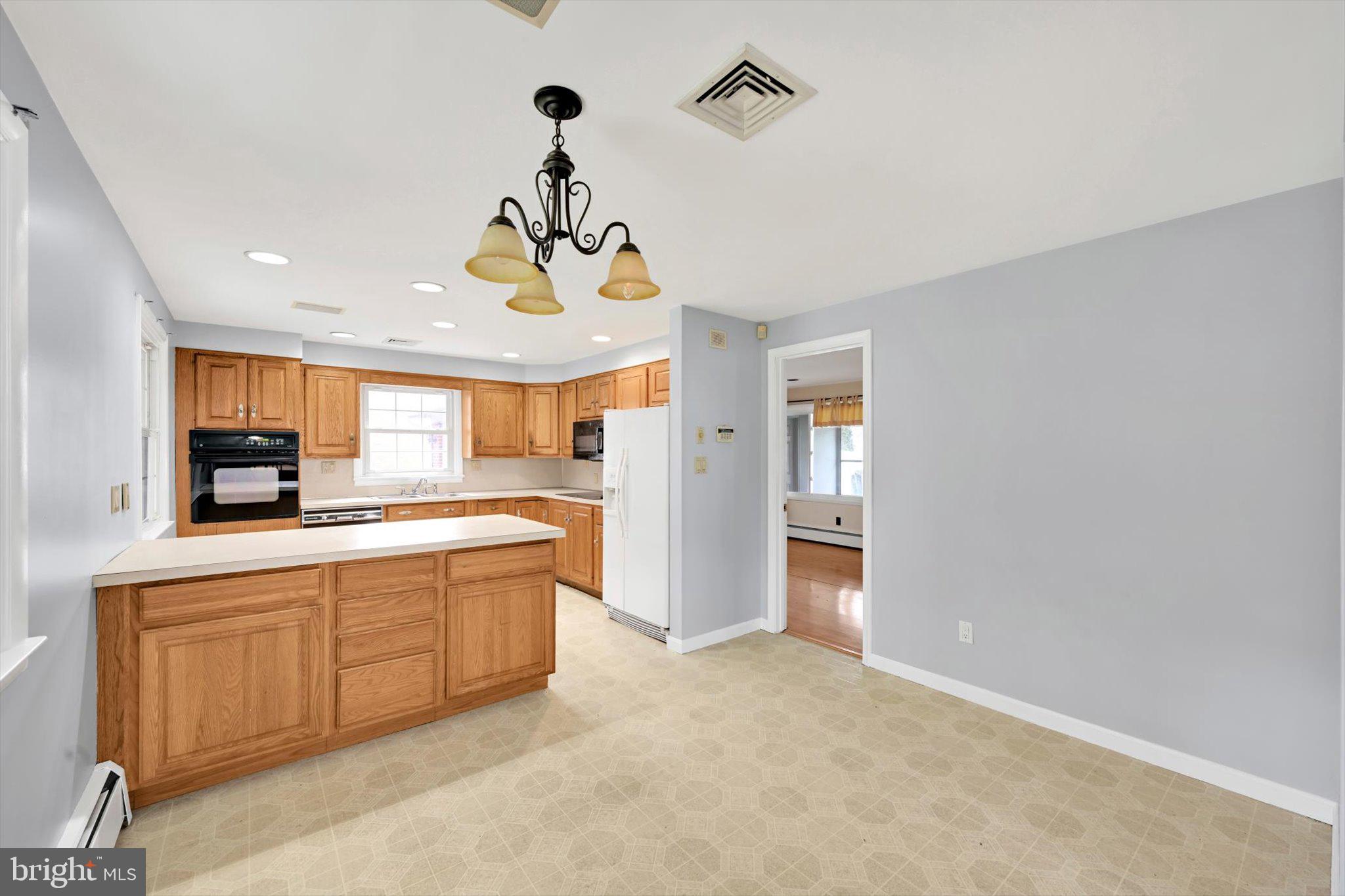 BEVERLY PARK - Residential