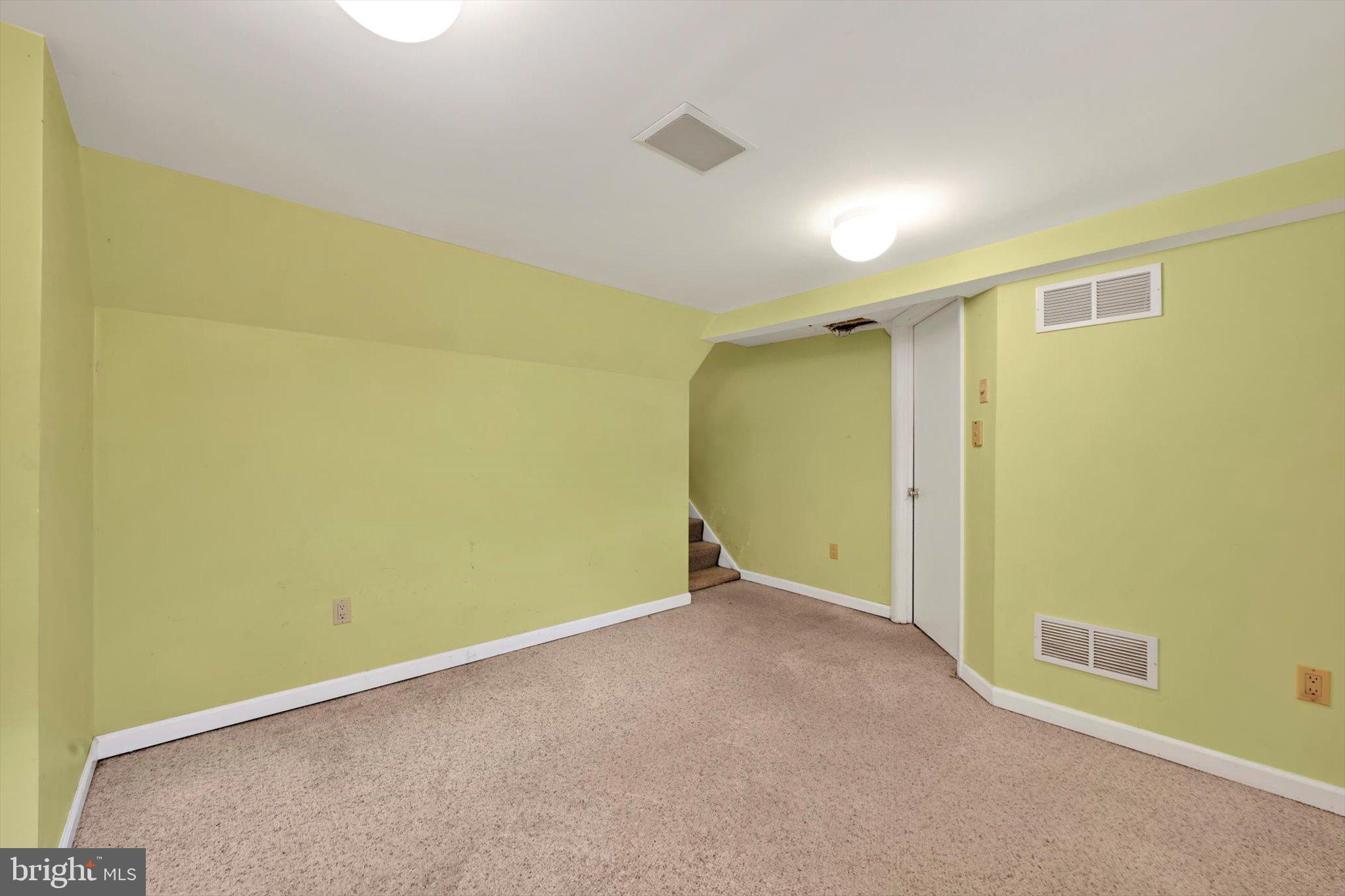 BEVERLY PARK - Residential