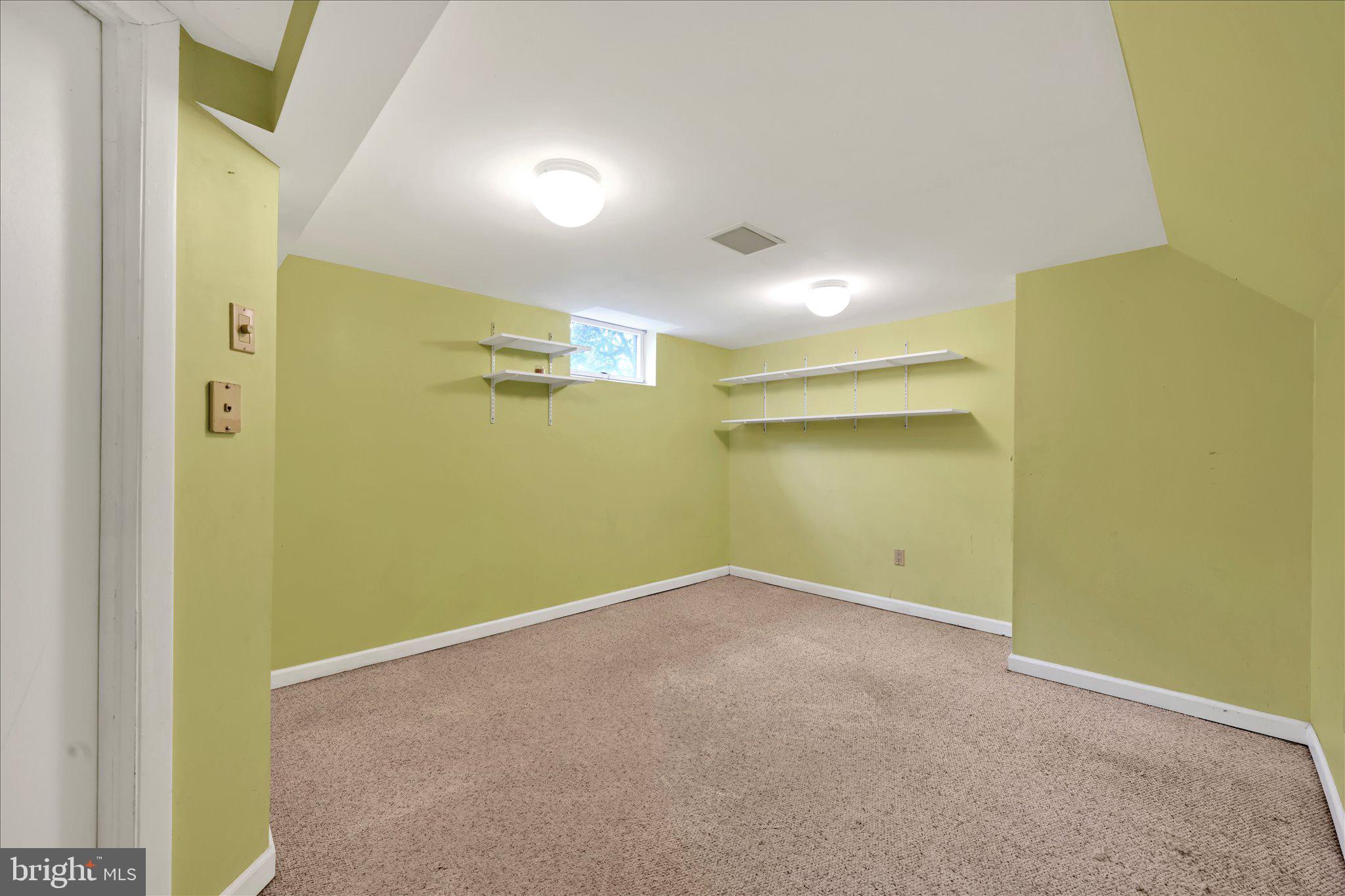 BEVERLY PARK - Residential