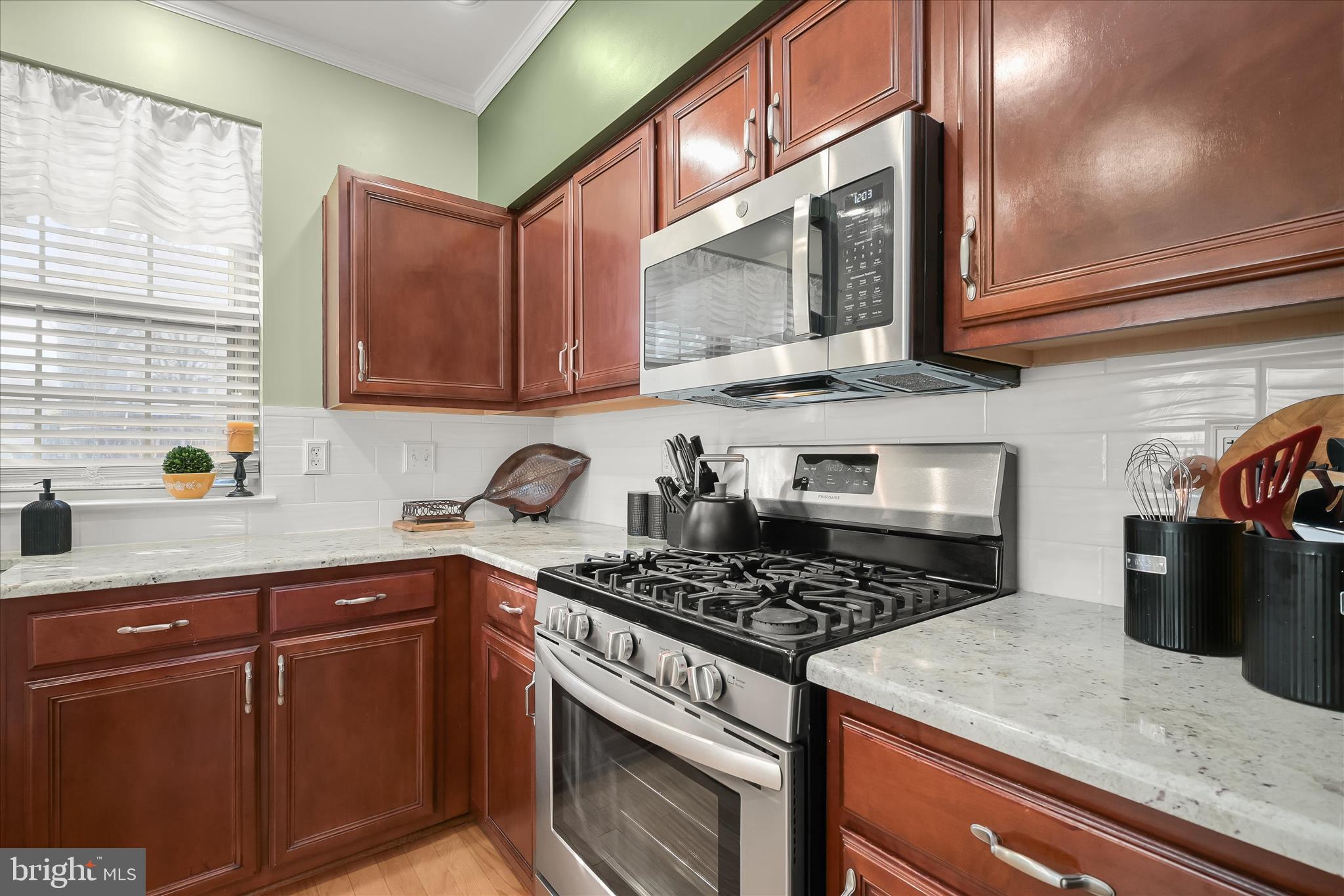 WELLFLEET MEWS - Residential