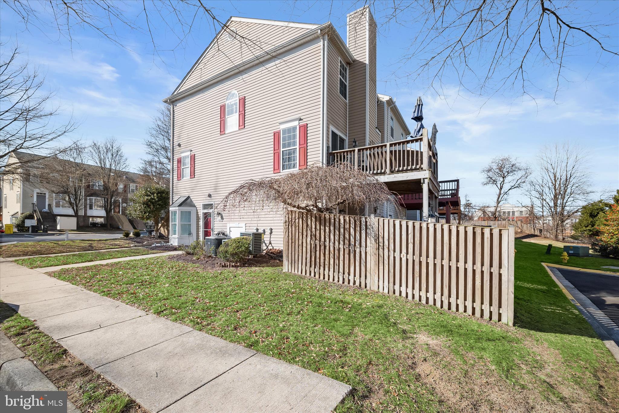 WELLFLEET MEWS - Residential