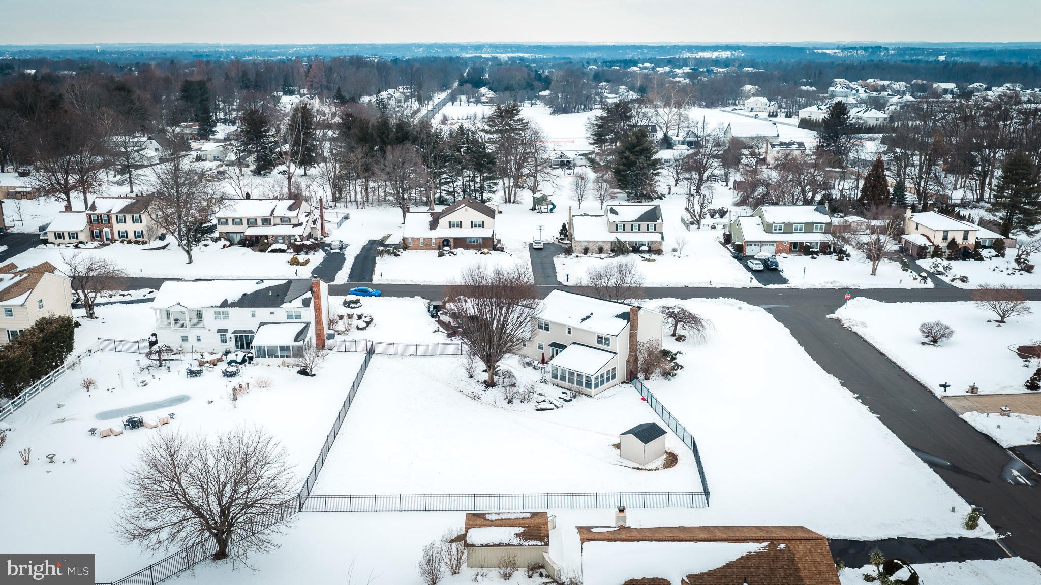 HAMPTON HILLS - Residential