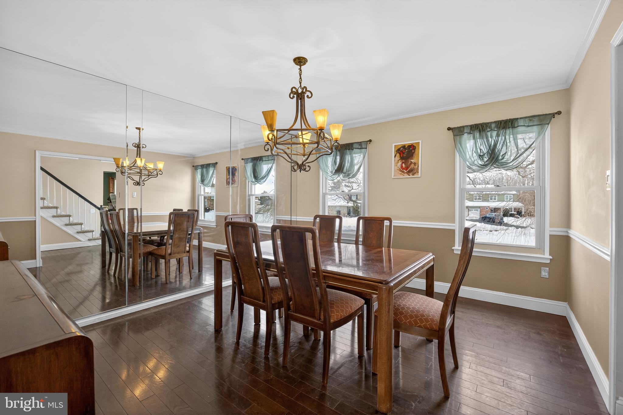 HAMPTON HILLS - Residential