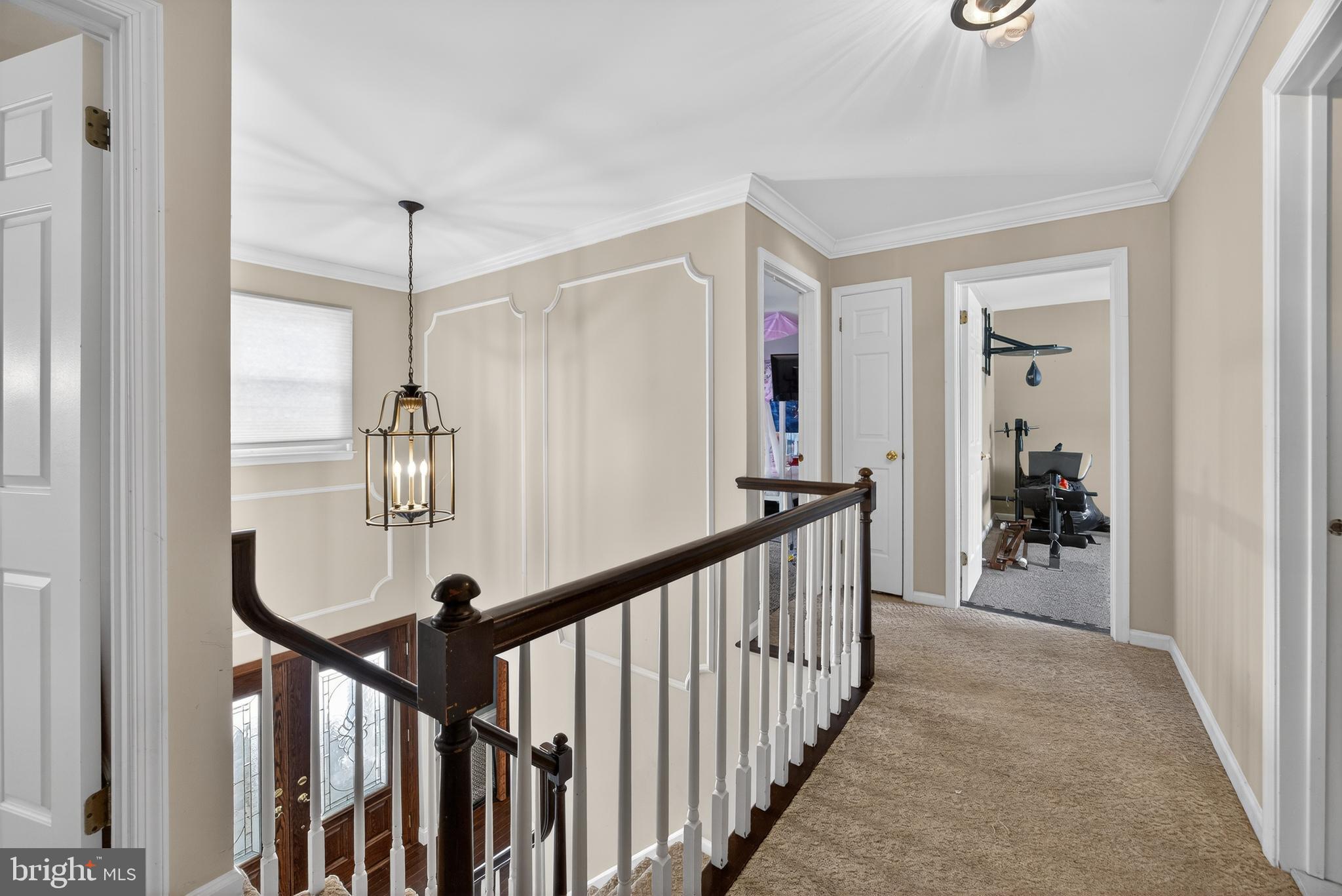 HAMPTON HILLS - Residential