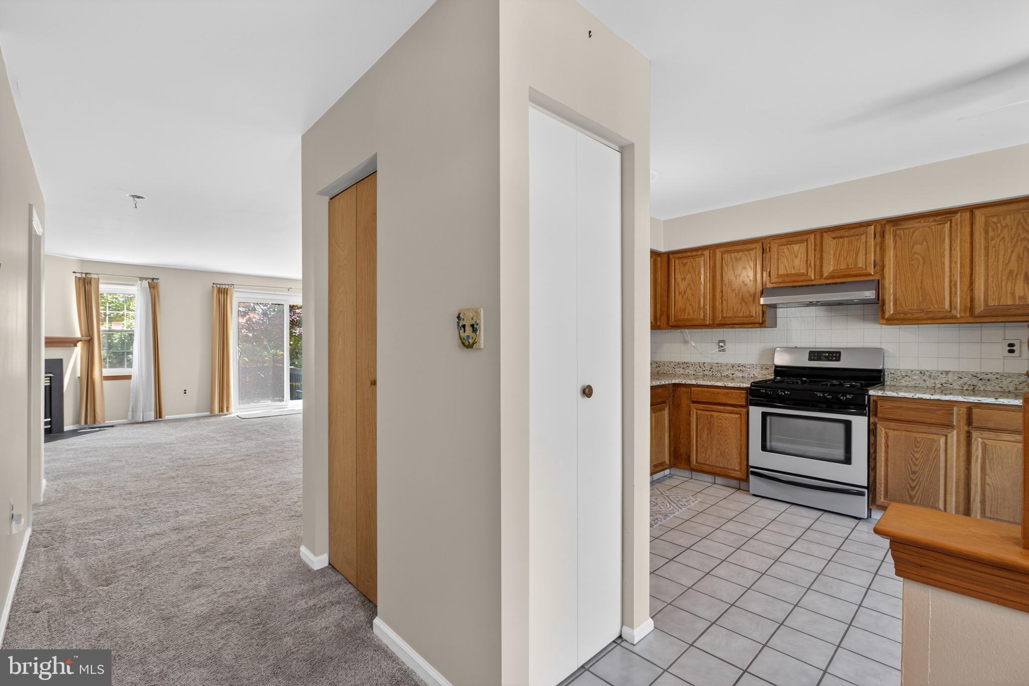 CHERRY TREE KNOLL - Residential