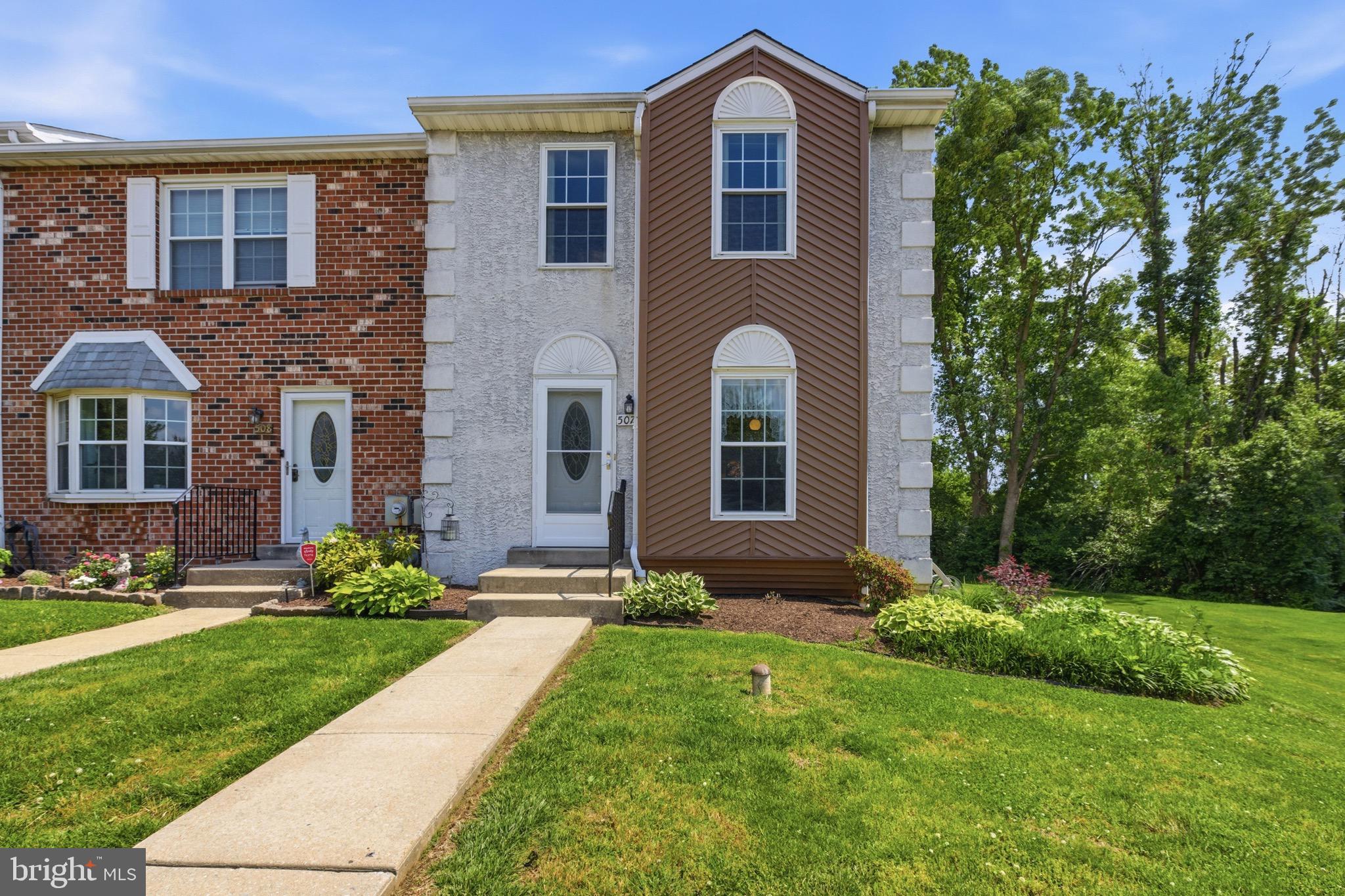 CHERRY TREE KNOLL - Residential