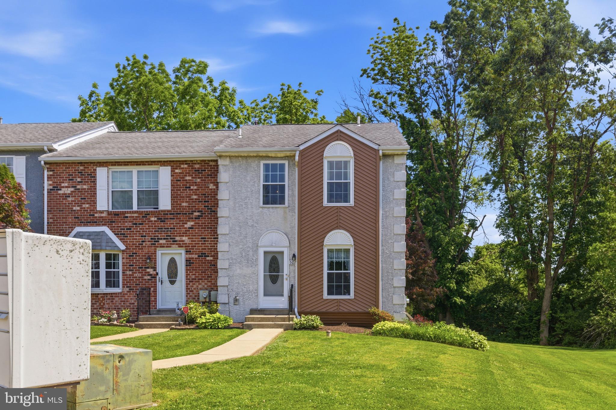 CHERRY TREE KNOLL - Residential
