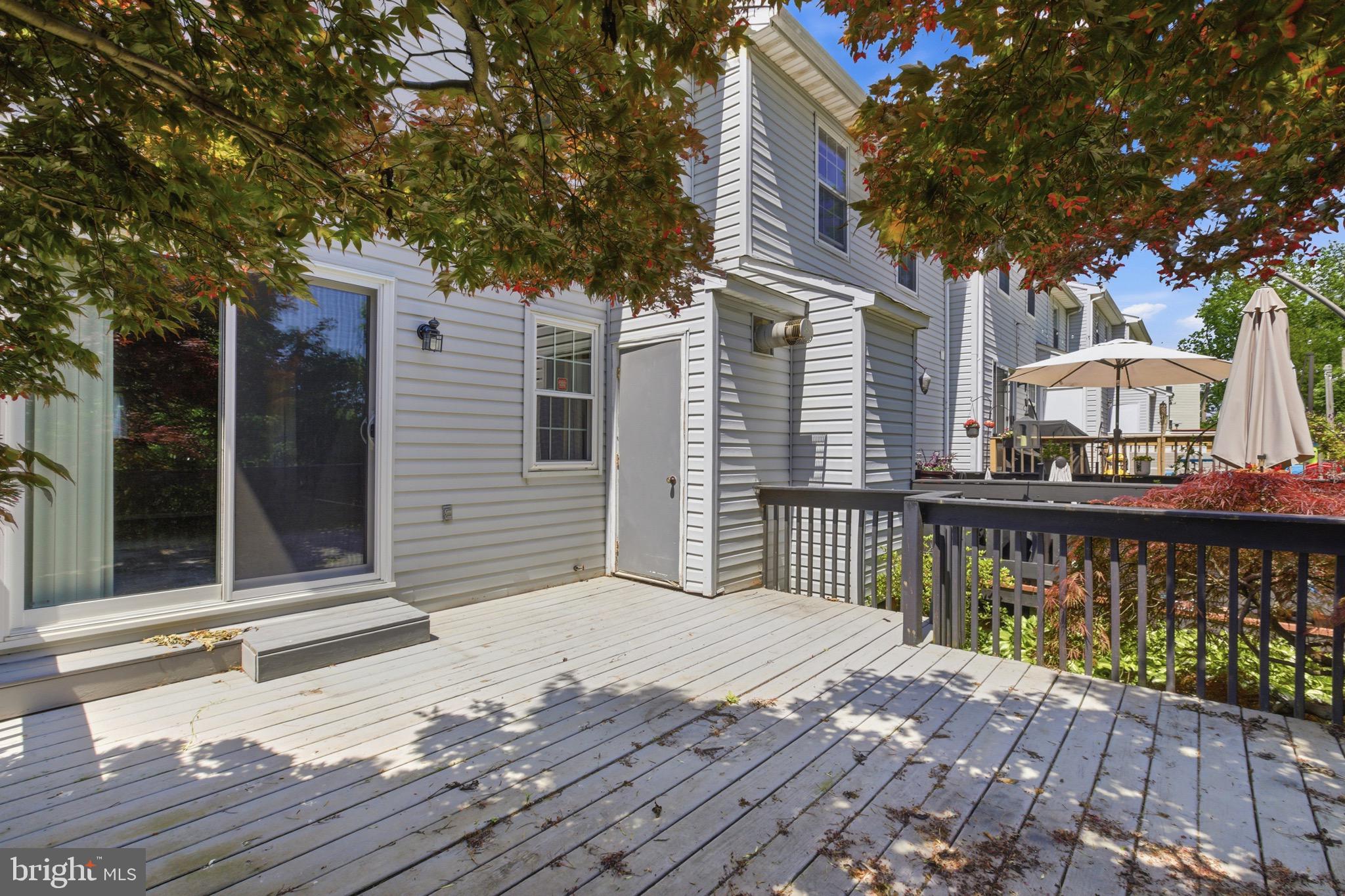 CHERRY TREE KNOLL - Residential