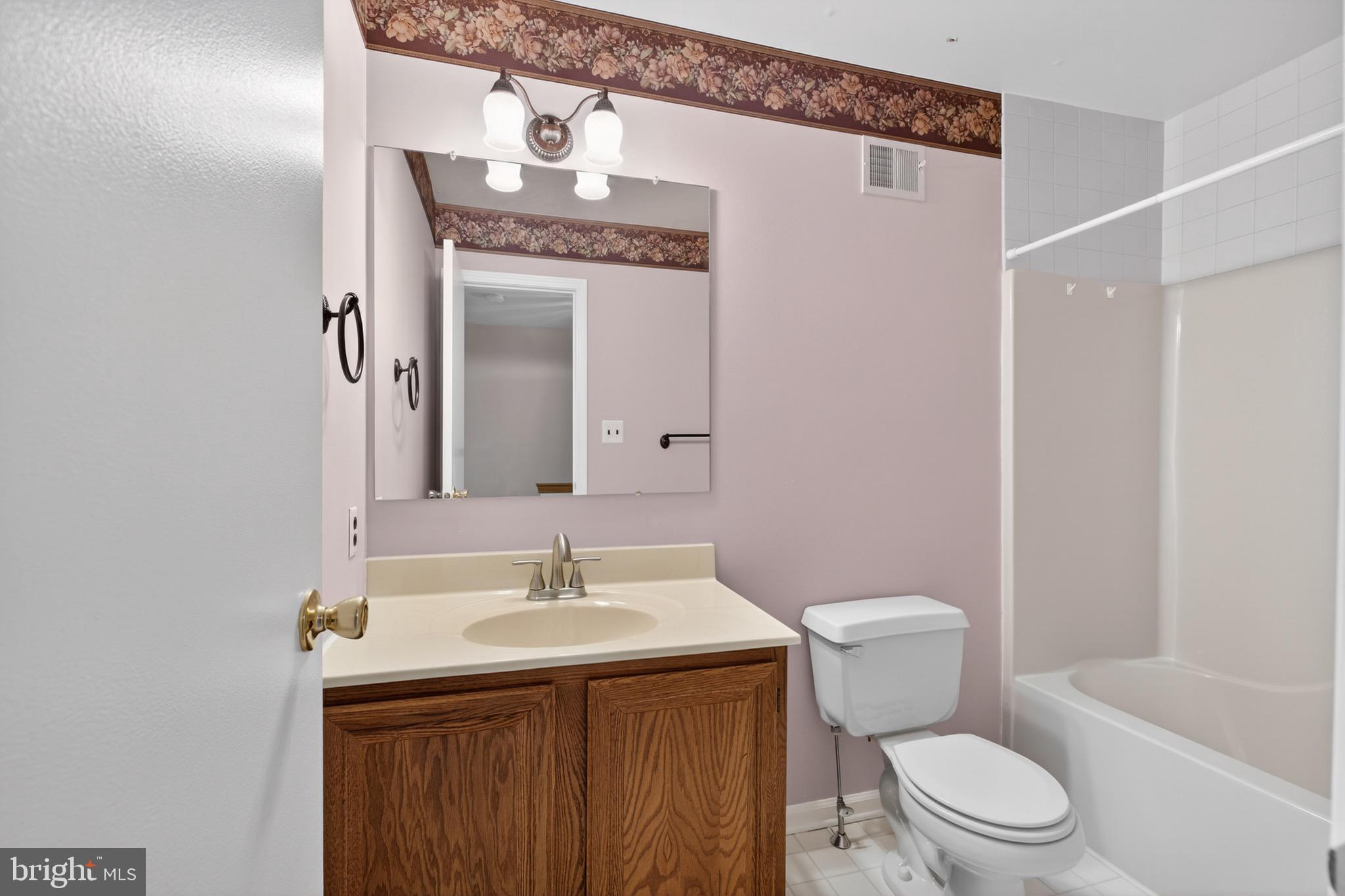 CHERRY TREE KNOLL - Residential