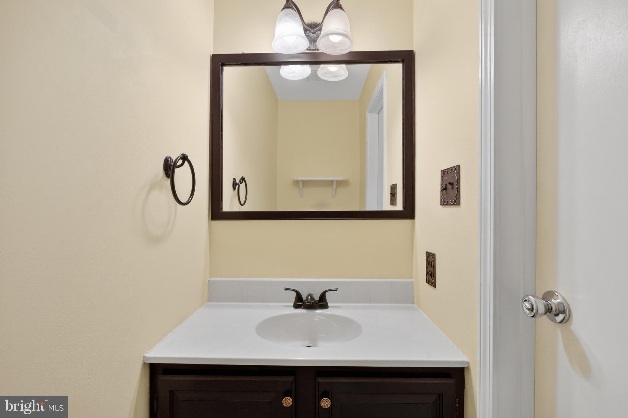 CHERRY TREE KNOLL - Residential