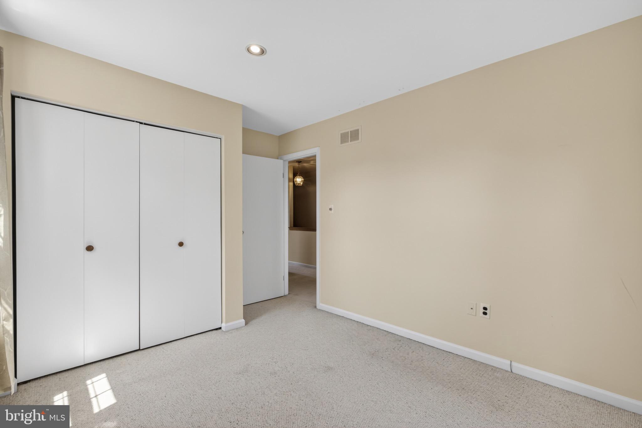 CHERRY TREE KNOLL - Residential