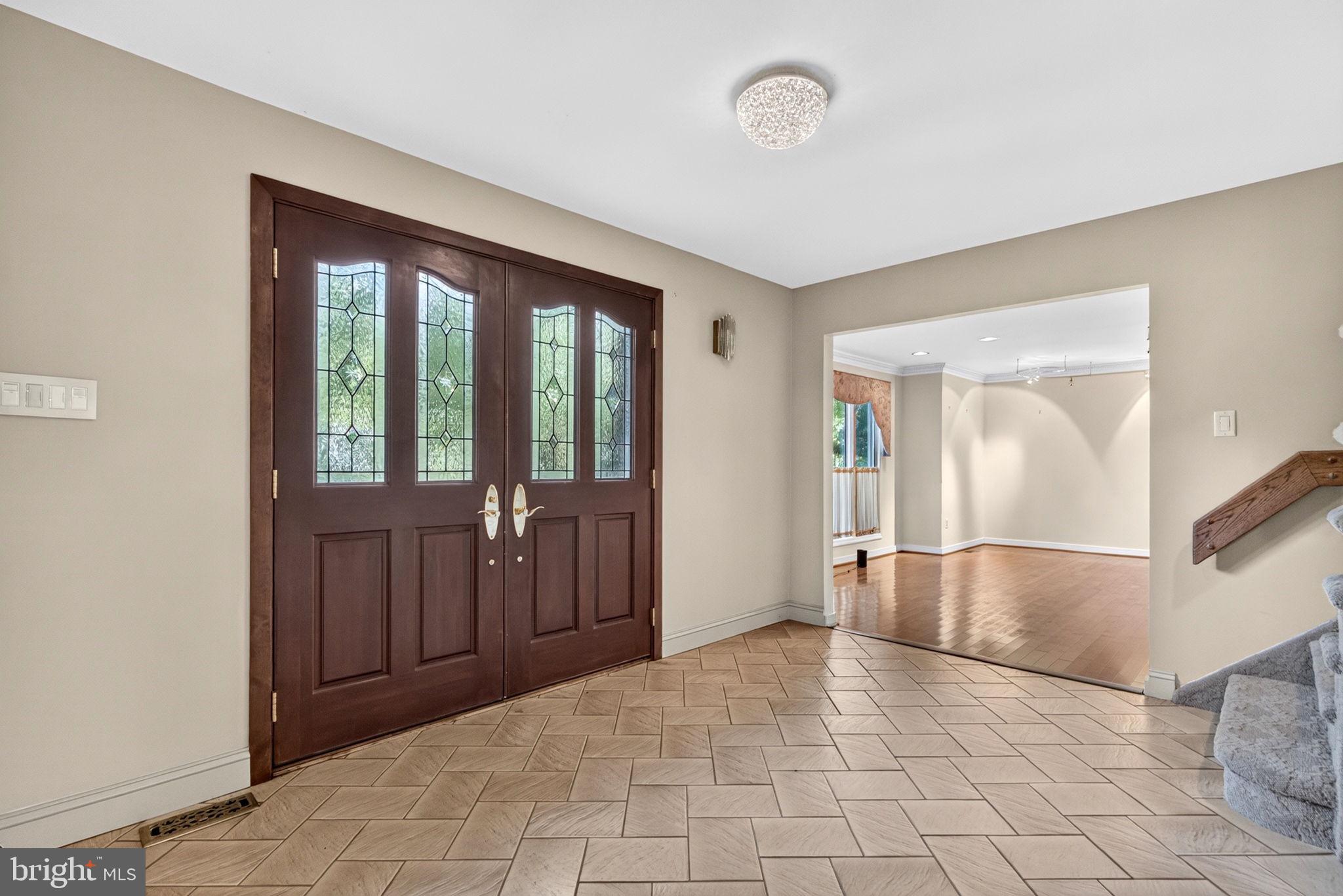 21 TEAK COURT