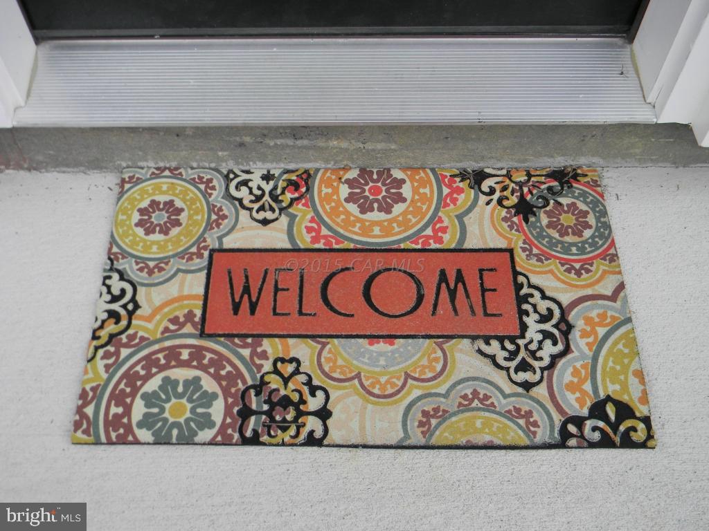 COLONIAL VILLAGE - Residential