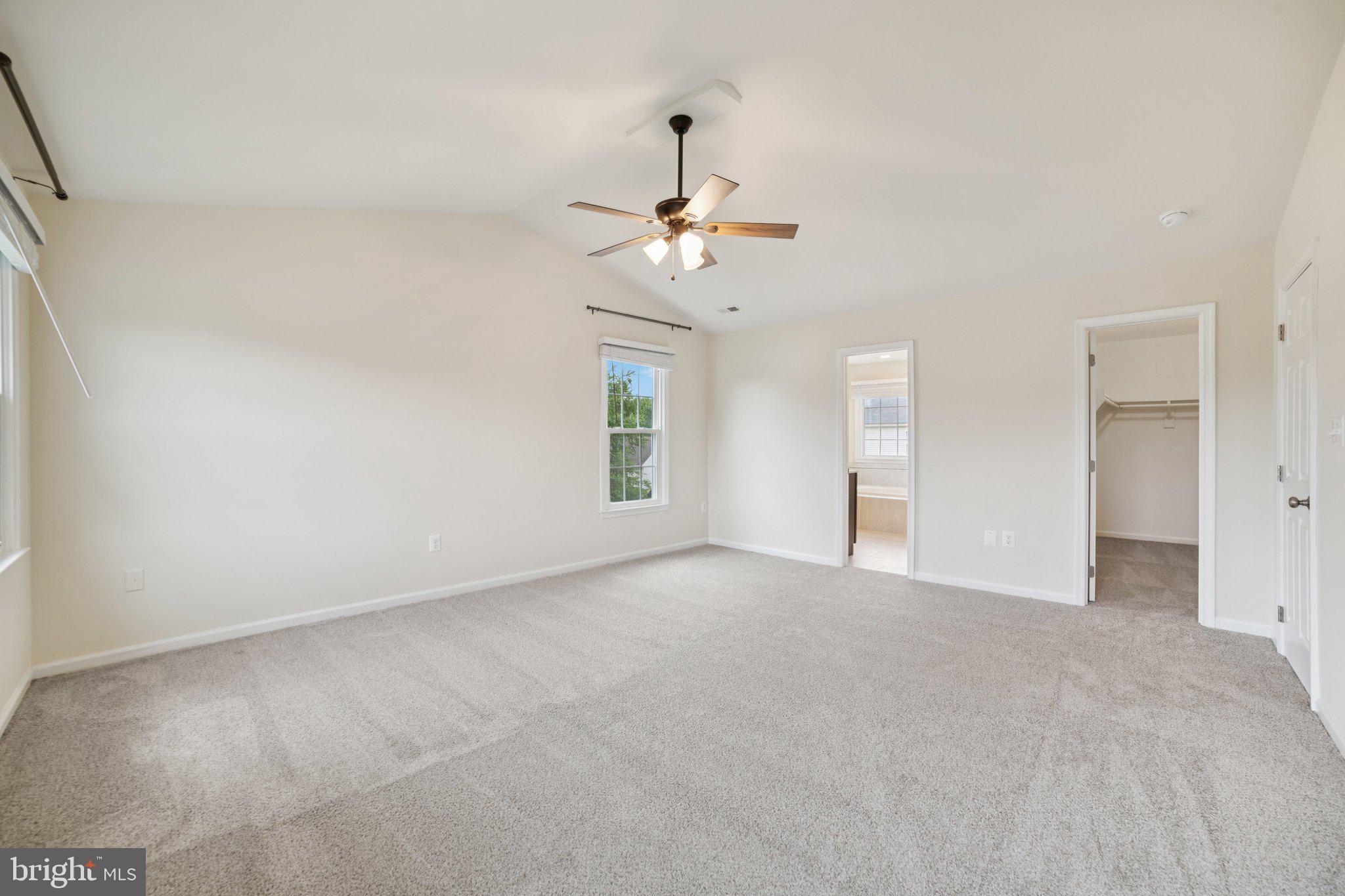 HAMPTON OAKS - Residential