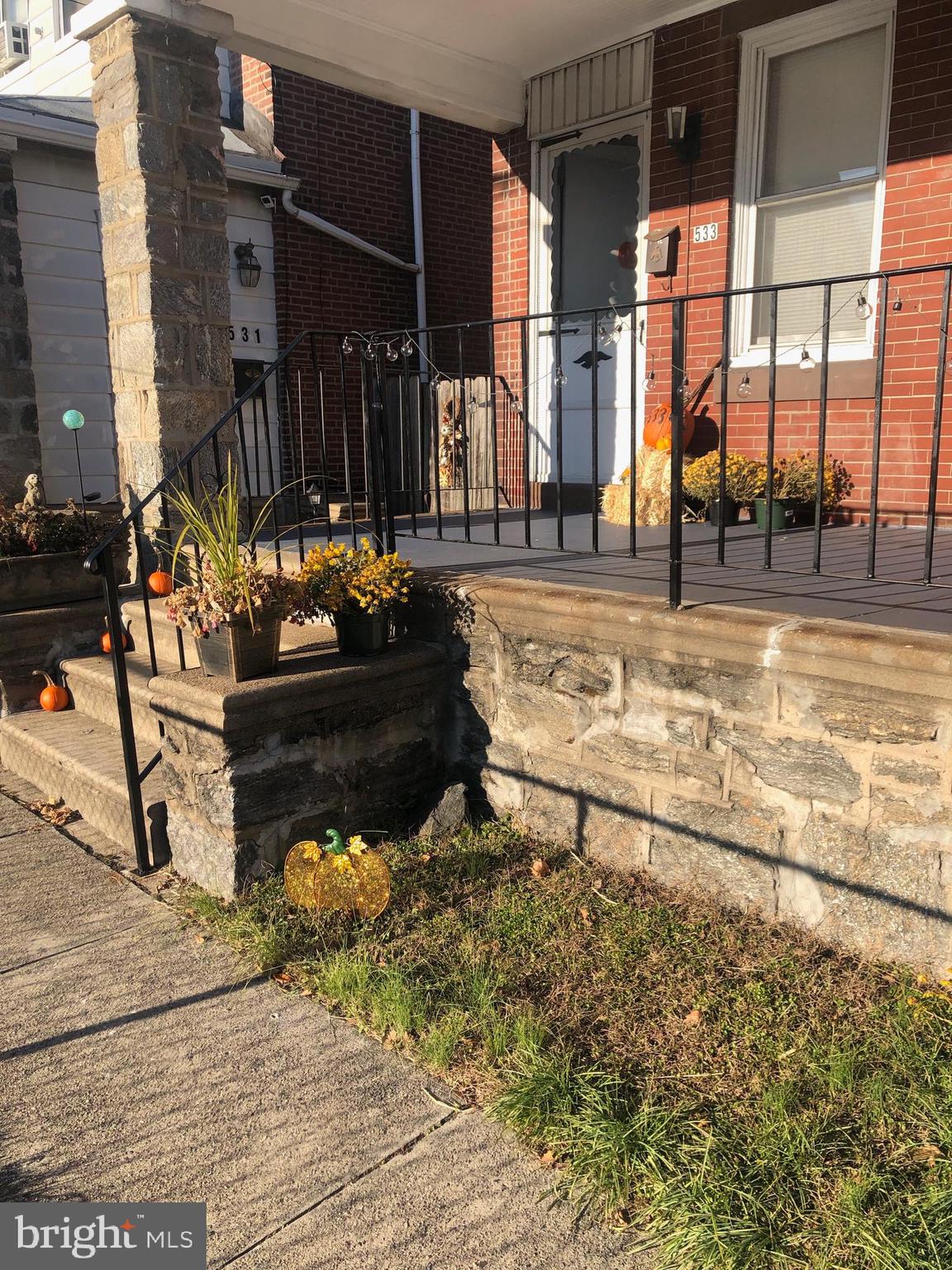 CRESCENTVILLE - Residential Lease