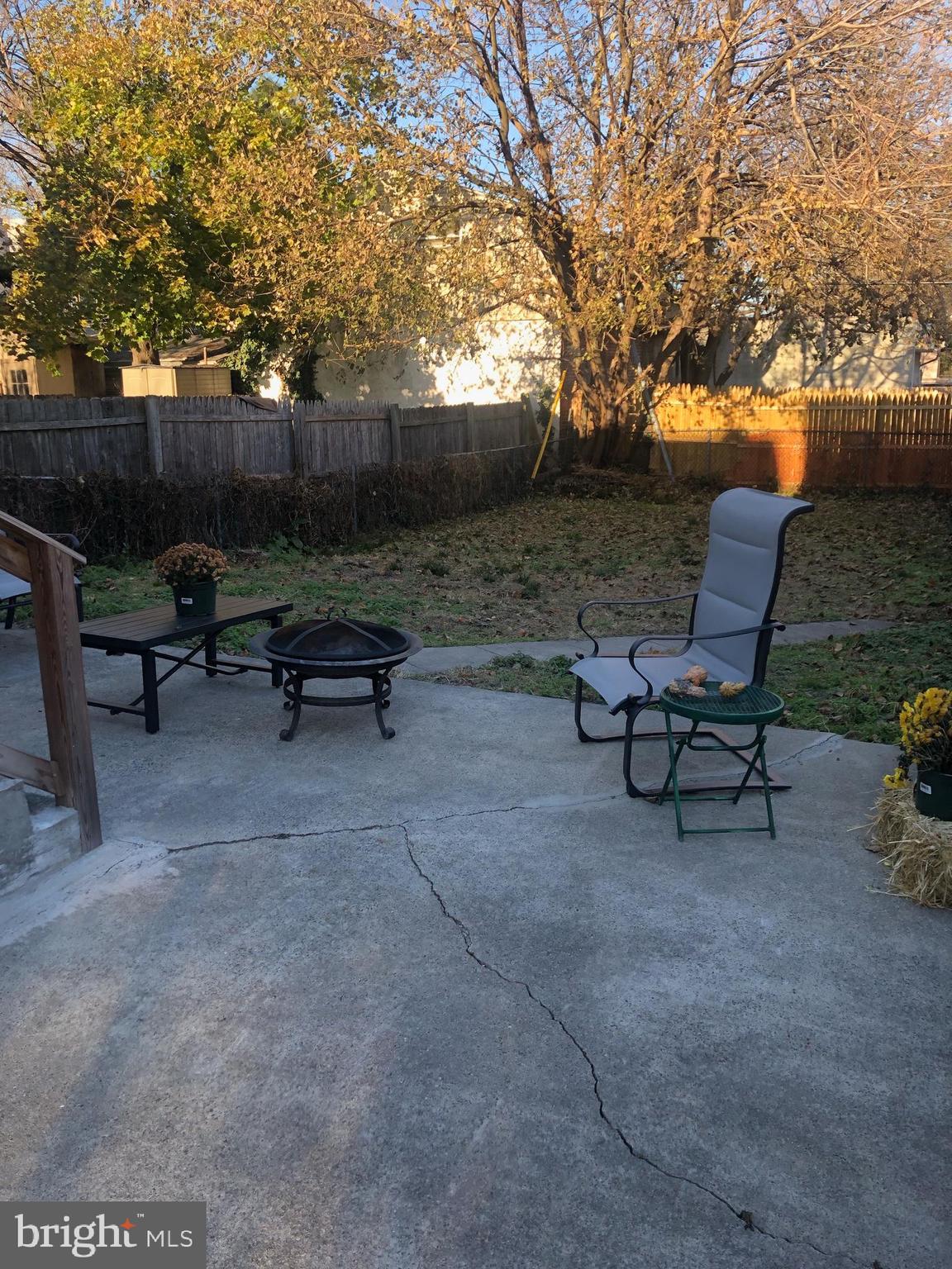 CRESCENTVILLE - Residential Lease