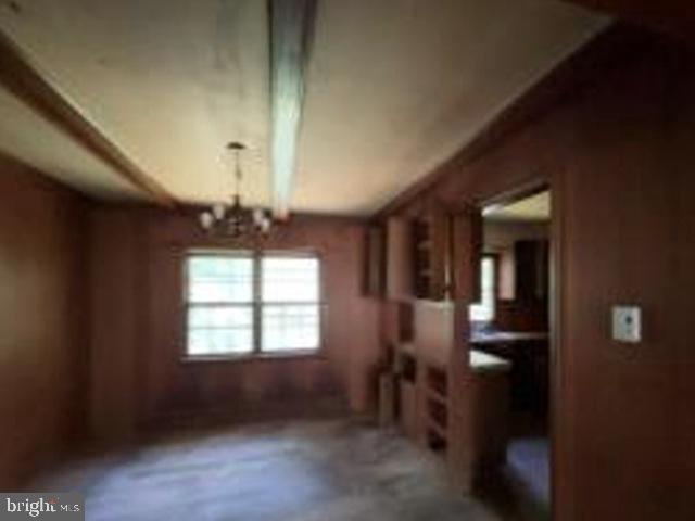 178 TWIN LAKES DRIVE