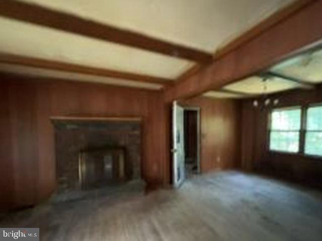 178 TWIN LAKES DRIVE