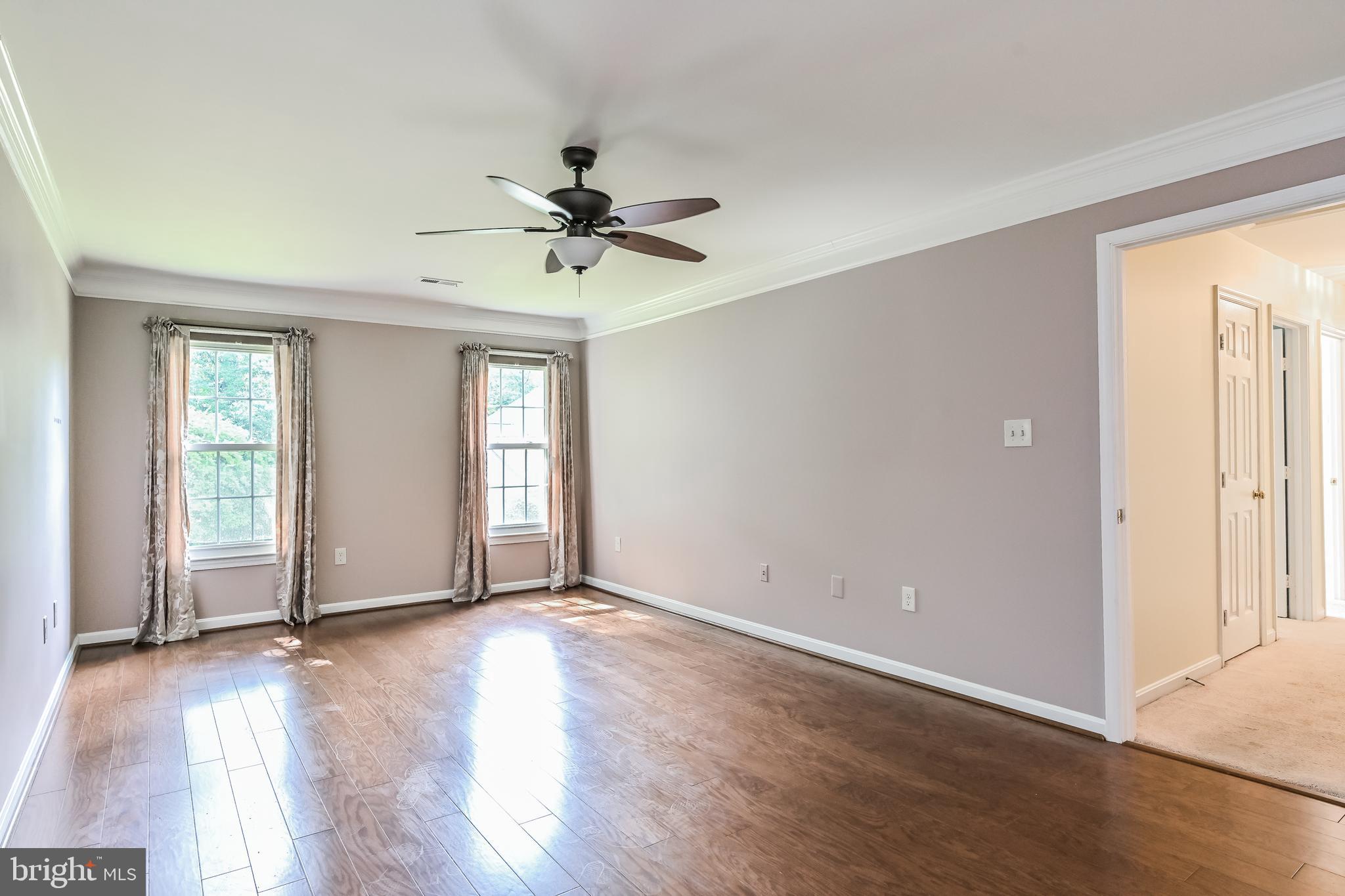 CROSSPOINTE - Residential