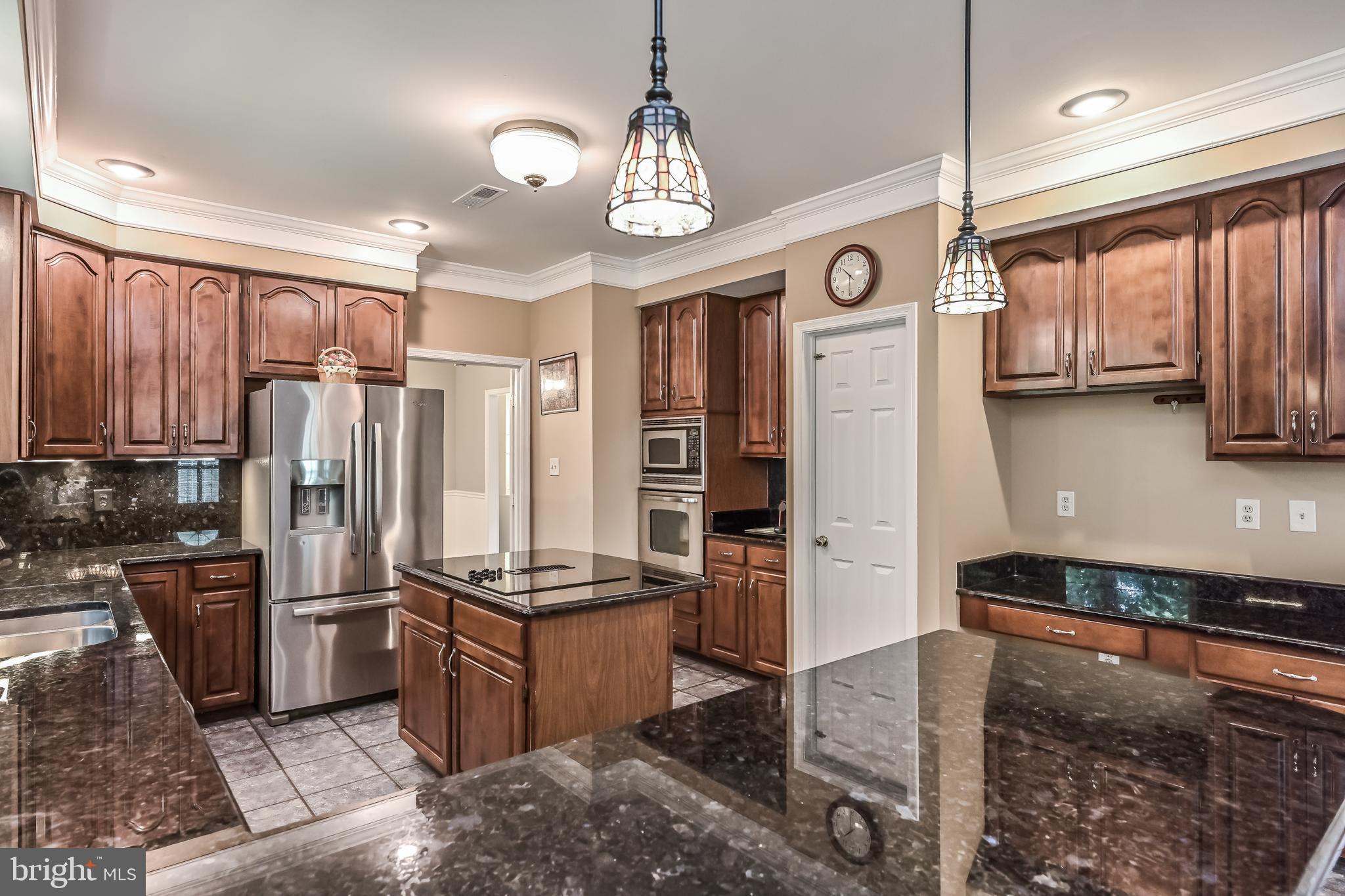 CROSSPOINTE - Residential