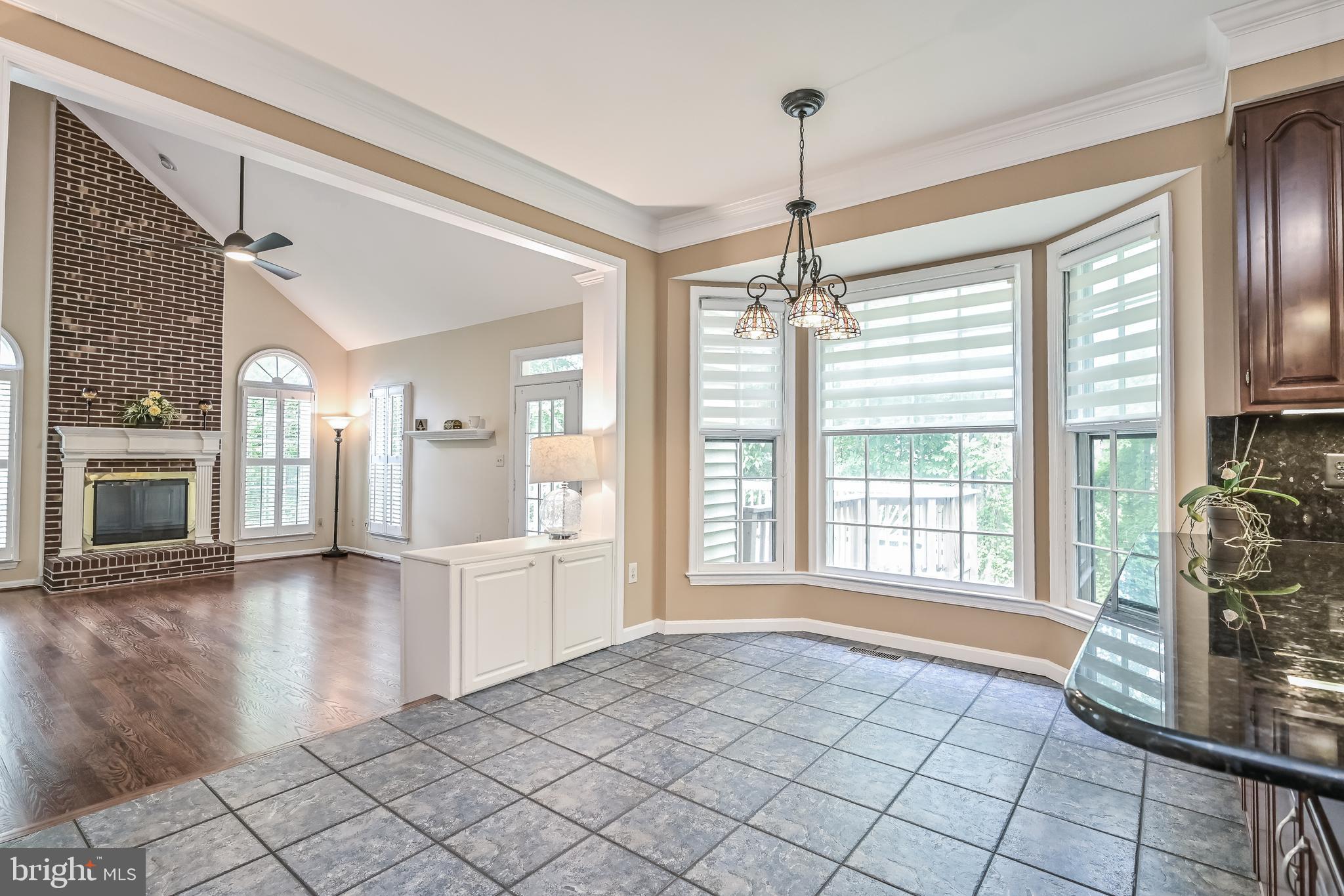 CROSSPOINTE - Residential