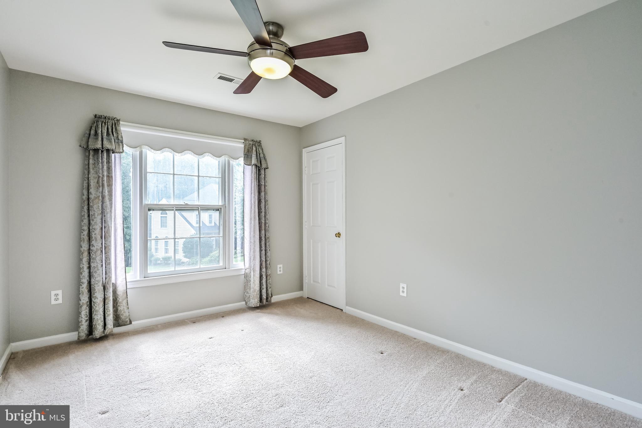 CROSSPOINTE - Residential