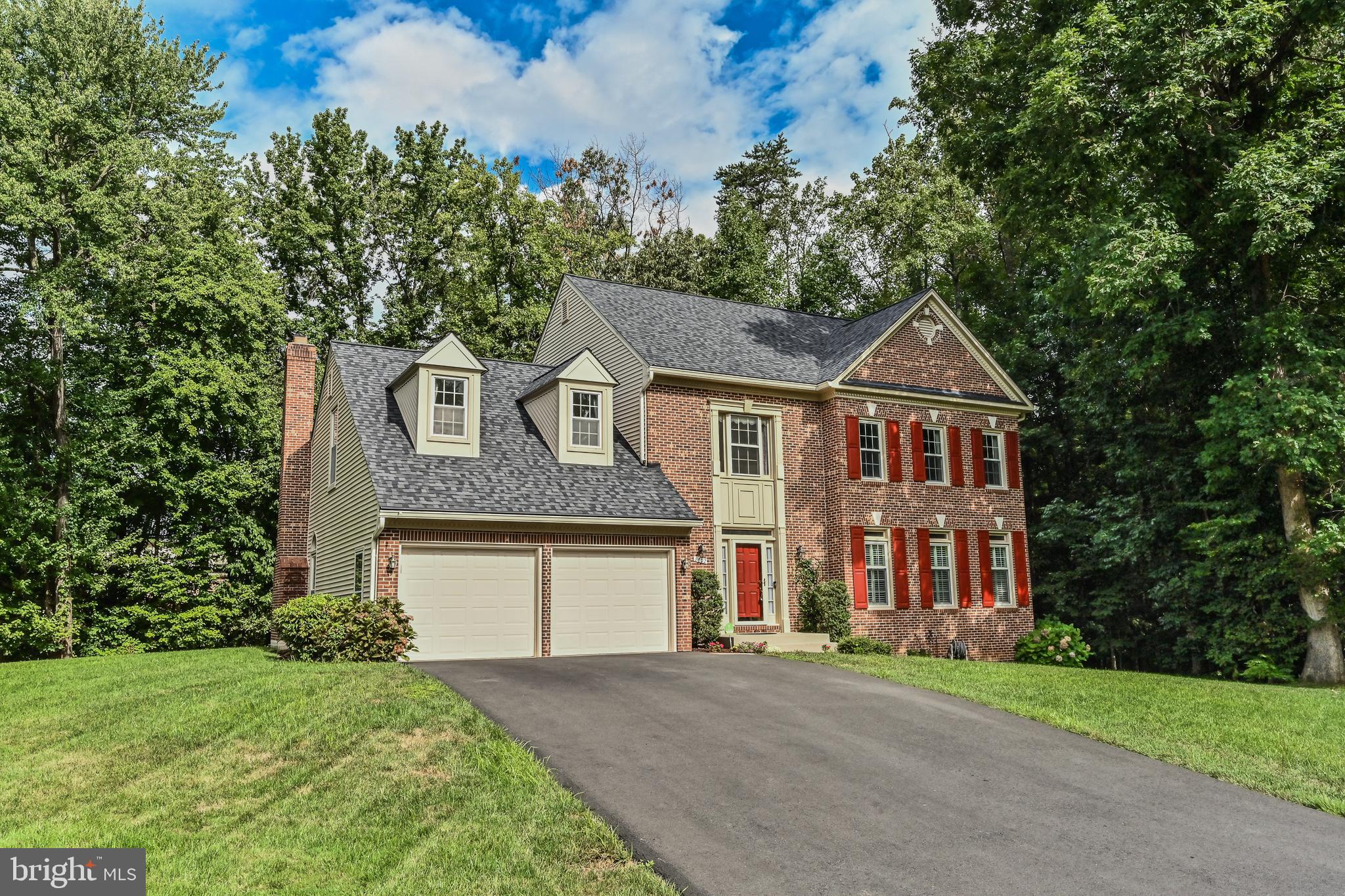 CROSSPOINTE - Residential