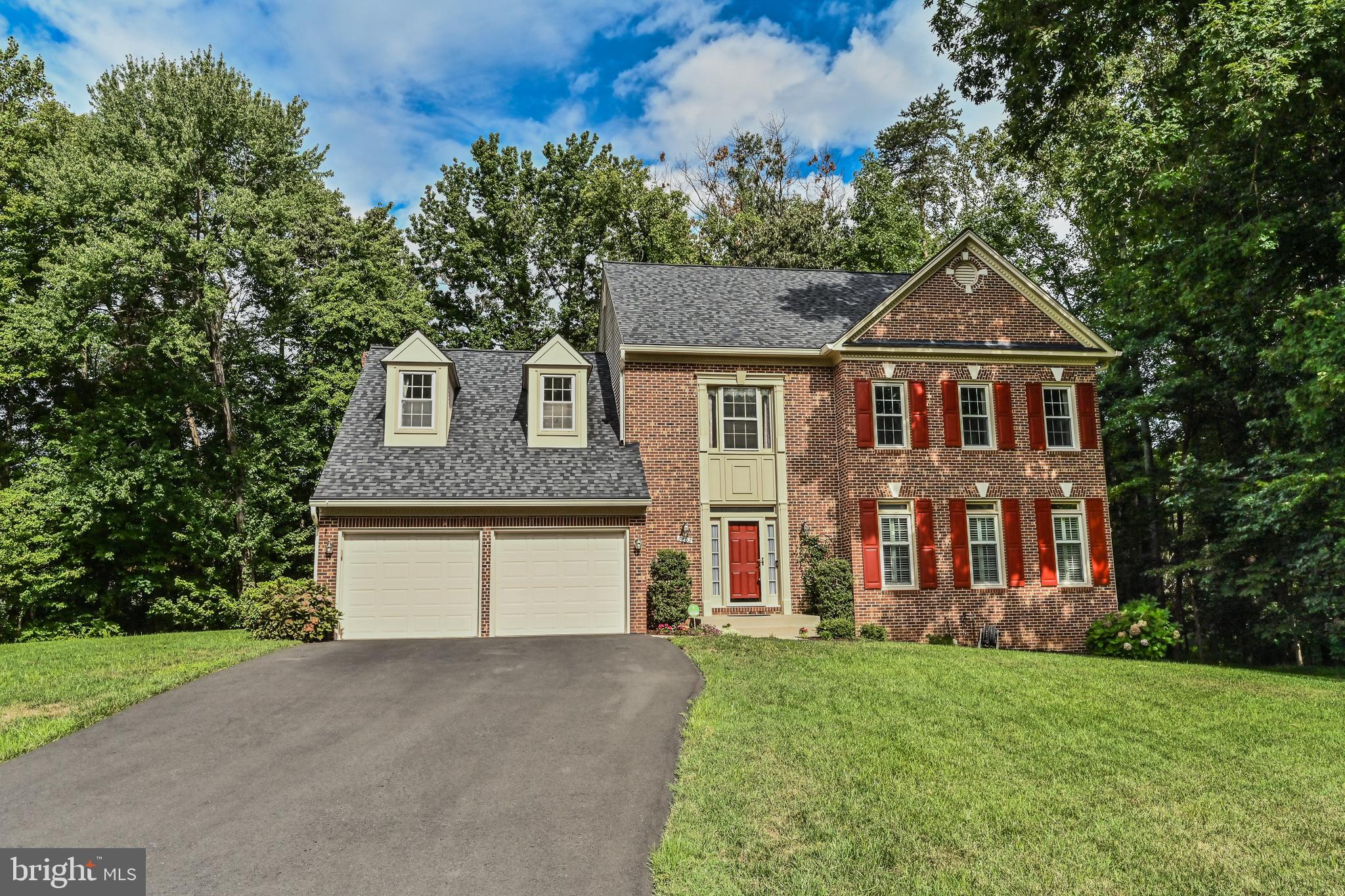 CROSSPOINTE - Residential