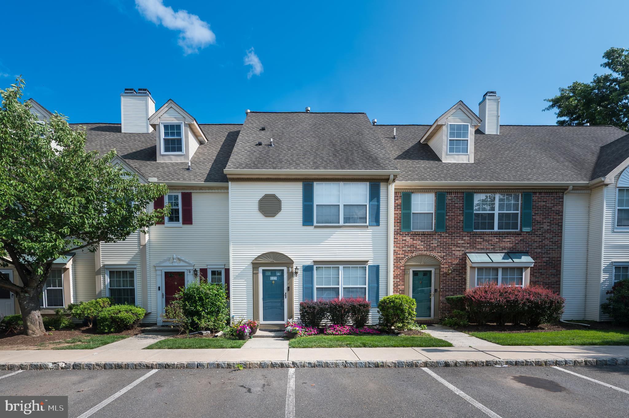 123 DANIEL COURT