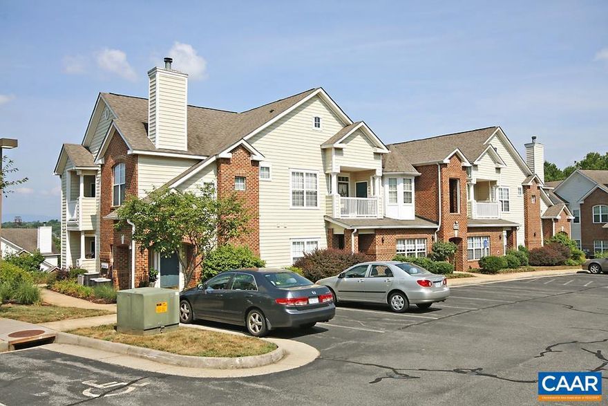 Nestled within the Carriage Hill community, this ground-level 1 bedroom, 1 bath condo offers easy access to Pantops shopping and dining, Sentara Hospital, and major roadways (250 bypass and I-64). Outdoor recreation is just moments away with the Rivanna River Trail and Darden Towe Park. Residents will enjoy Carriage Hill's extensive amenities, including a pool, clubhouse with fitness area, tennis and basketball courts, and a playground.  Discover comfortable living within this 831 sqft condo. Hardwood floors flow through the sunlit living room and into the dedicated dining area. The galley-style kitchen, with vinyl flooring, includes an adjacent laundry space with a washer and dryer. Around the corner is a carpeted bedroom with a walk-in closet, and a full bath. Step outside to a small covered patio and a private storage closet.  *Condo is VACANT.,Formica Counter
