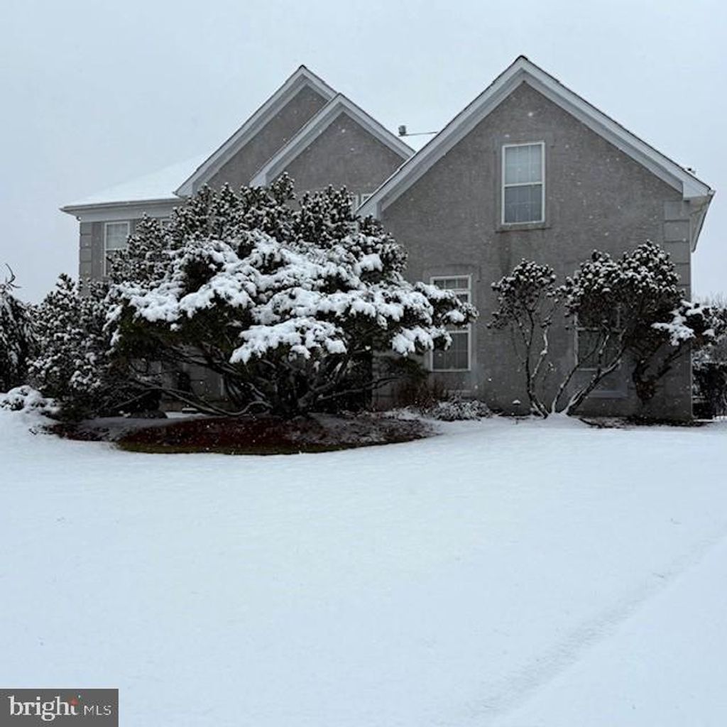 Photo of 15 Dover Place, SOUTHAMPTON, PA 18966 (MLS # PABU2112810)