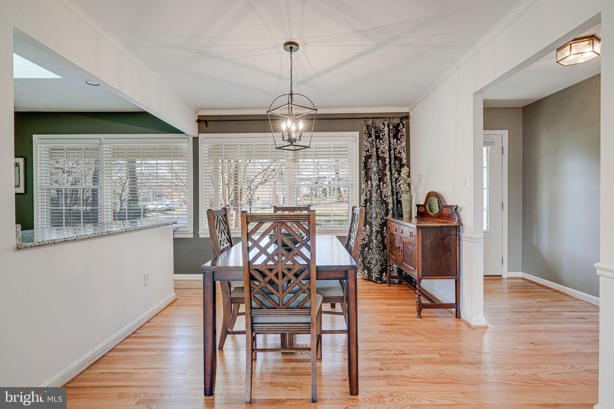 RESTON - Residential