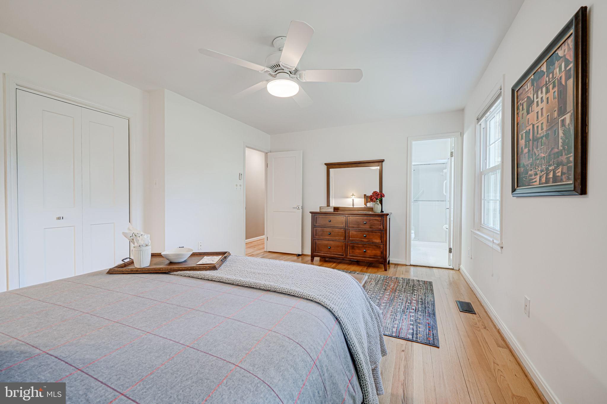 RESTON - Residential