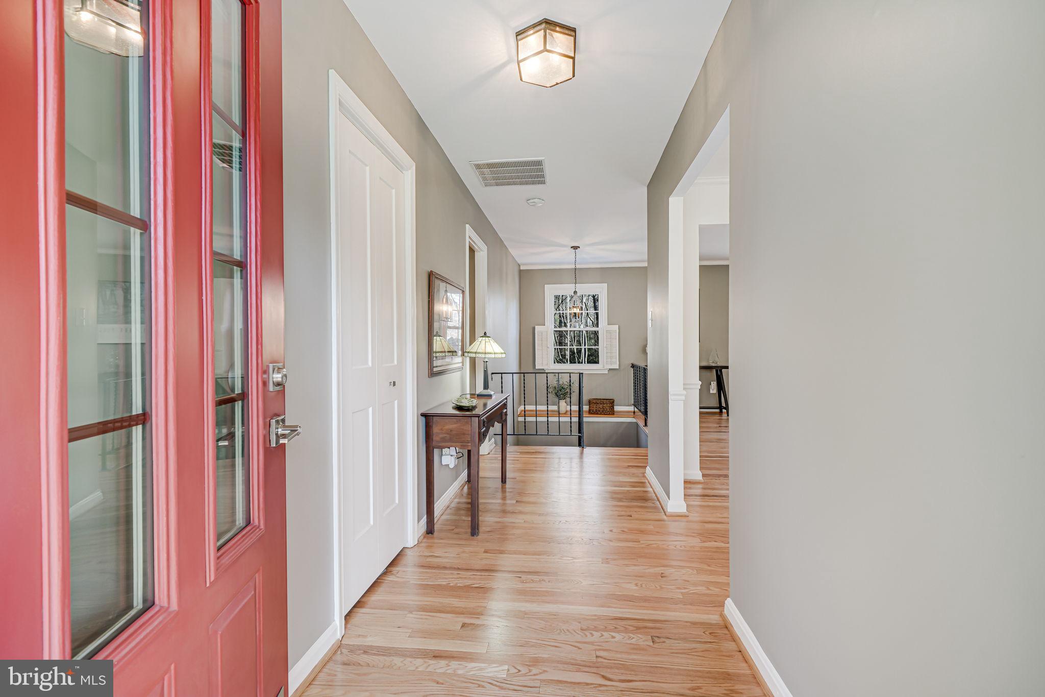 RESTON - Residential