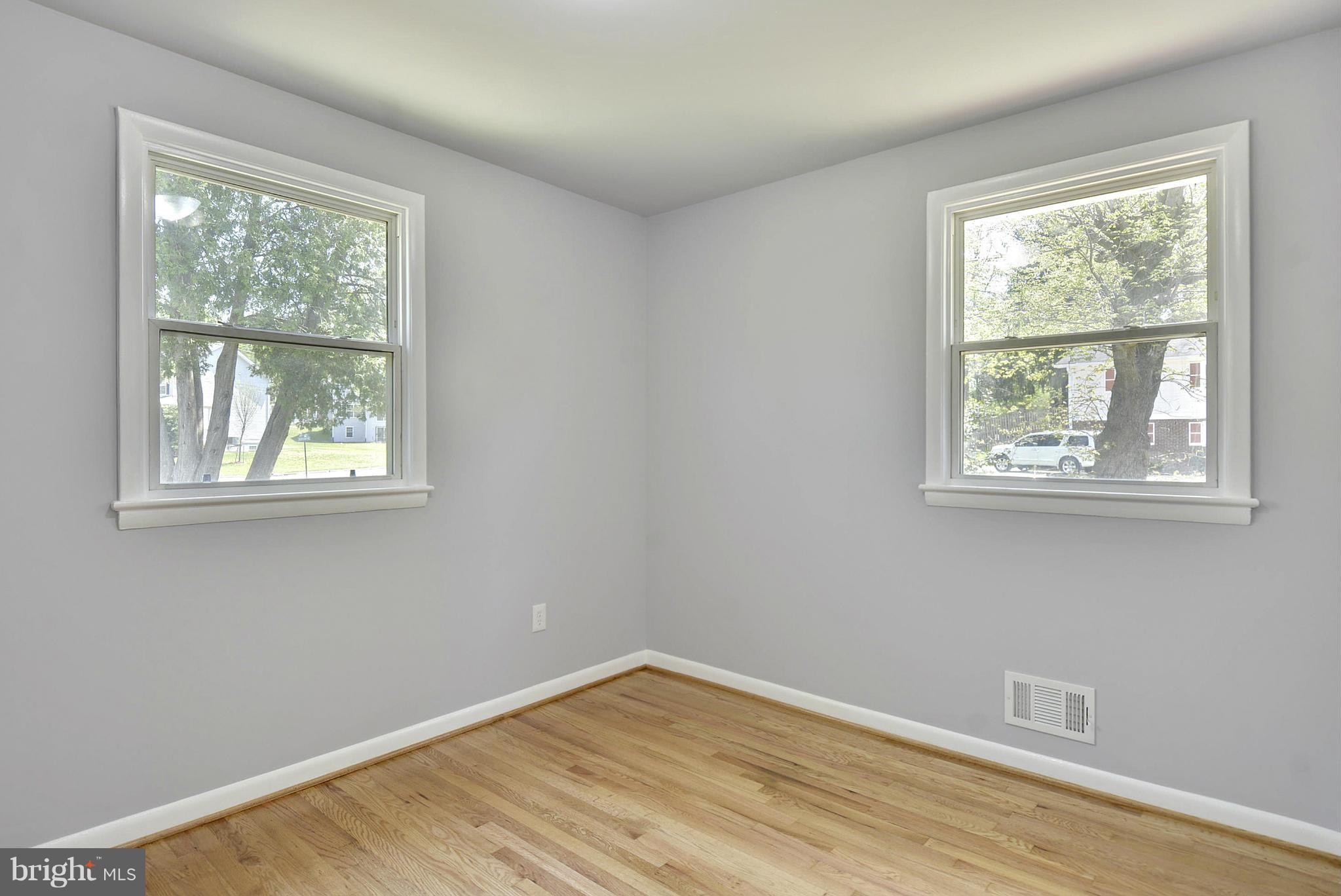 WOODBERRY FOREST - Residential