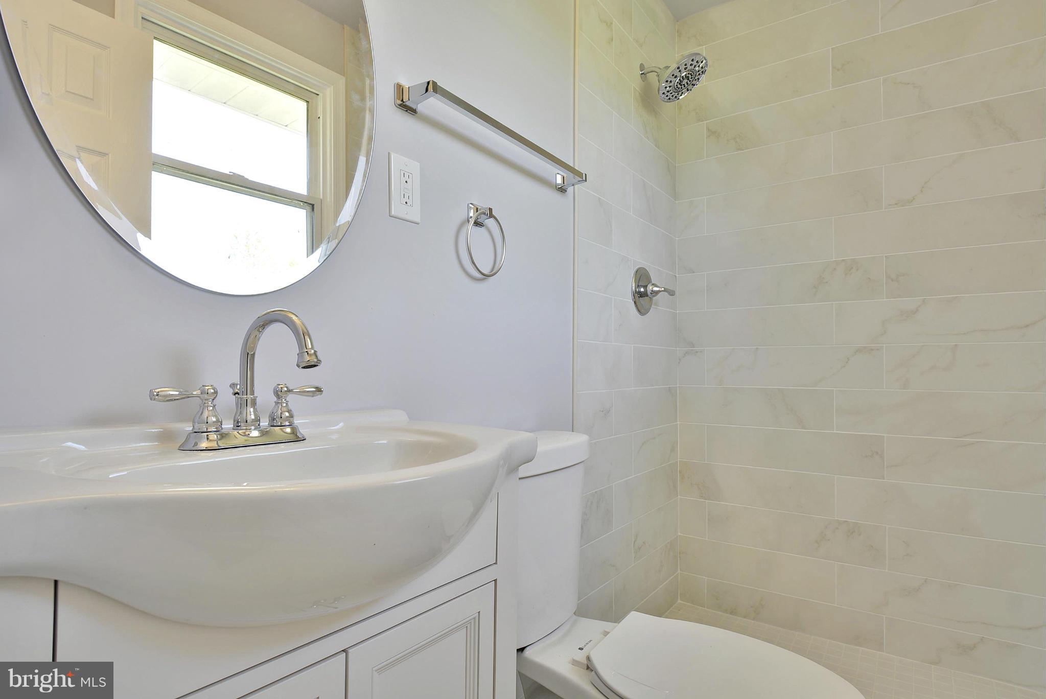 WOODBERRY FOREST - Residential