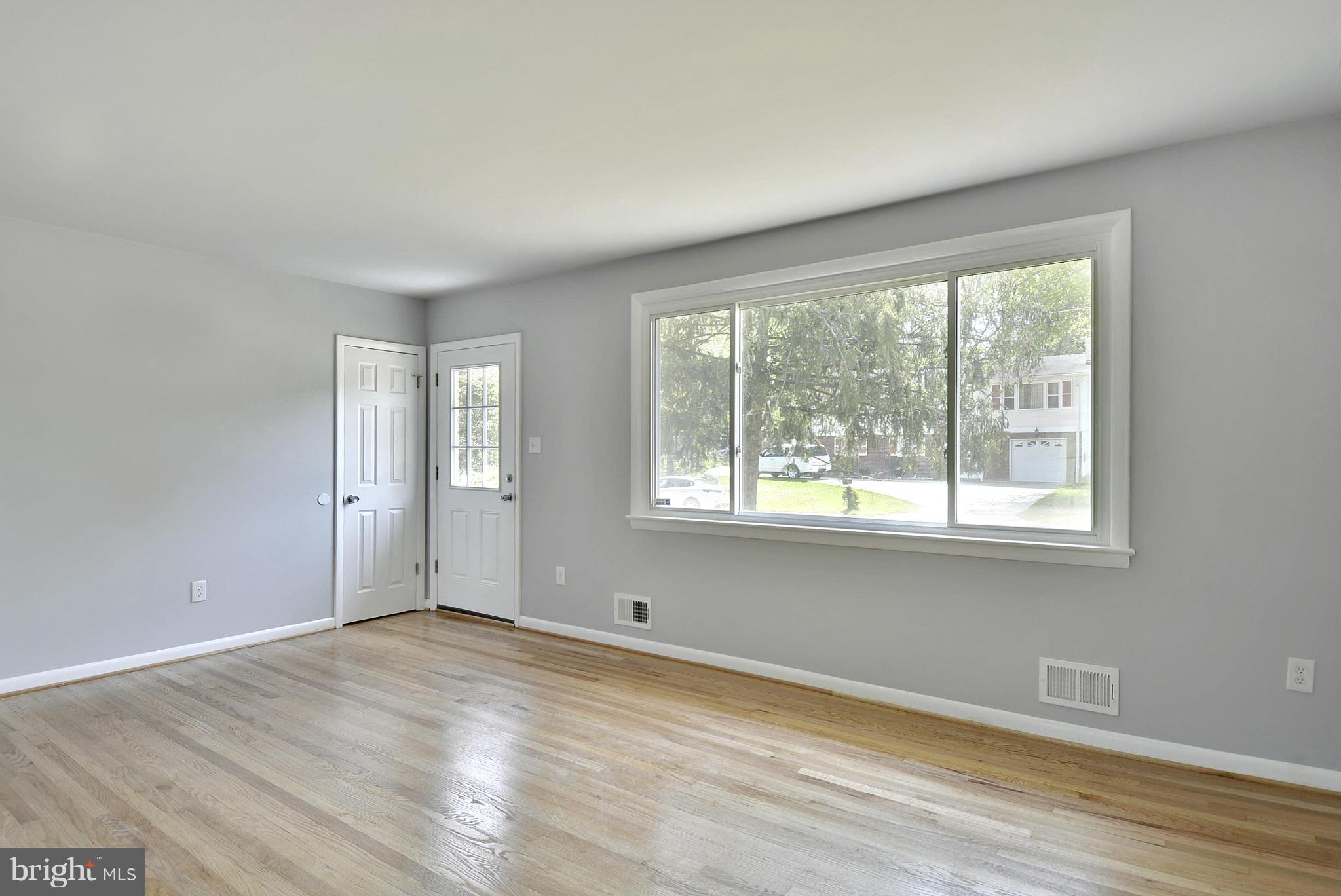 WOODBERRY FOREST - Residential