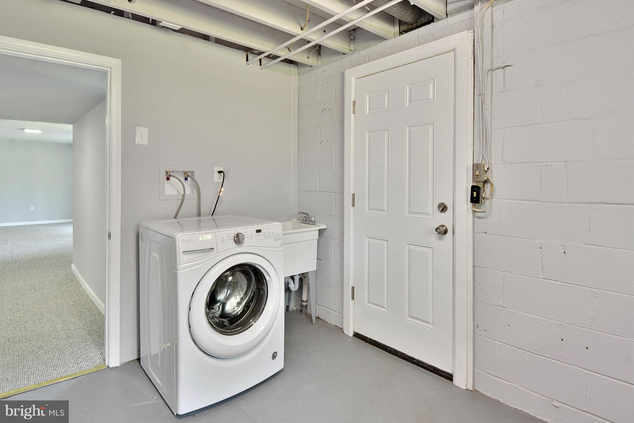 WOODBERRY FOREST - Residential