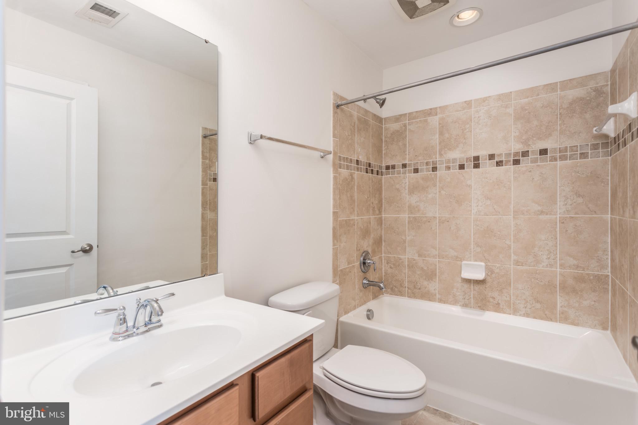 BROOKFIELD - Residential